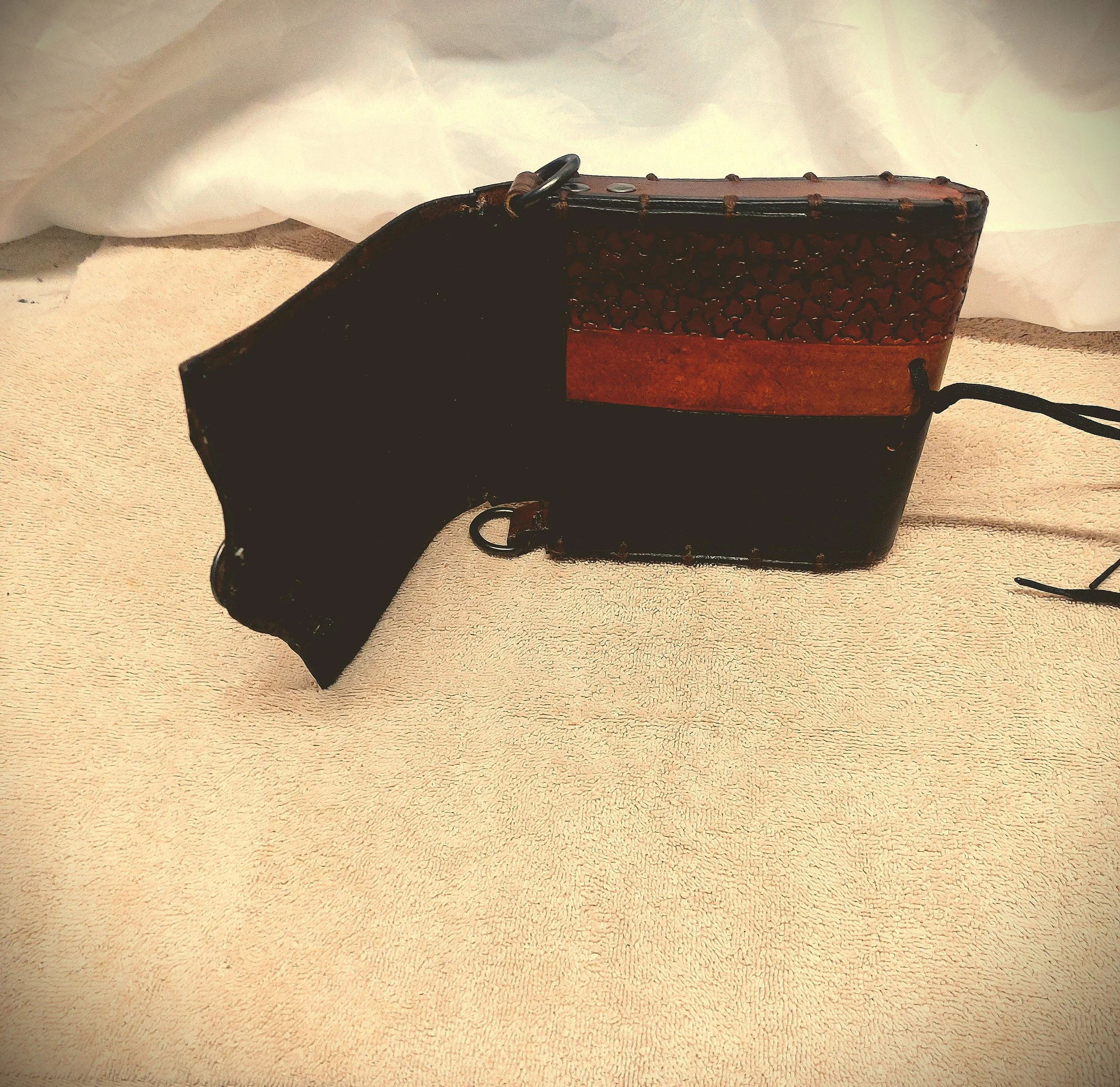 celtic on tans pouch side out.jpg