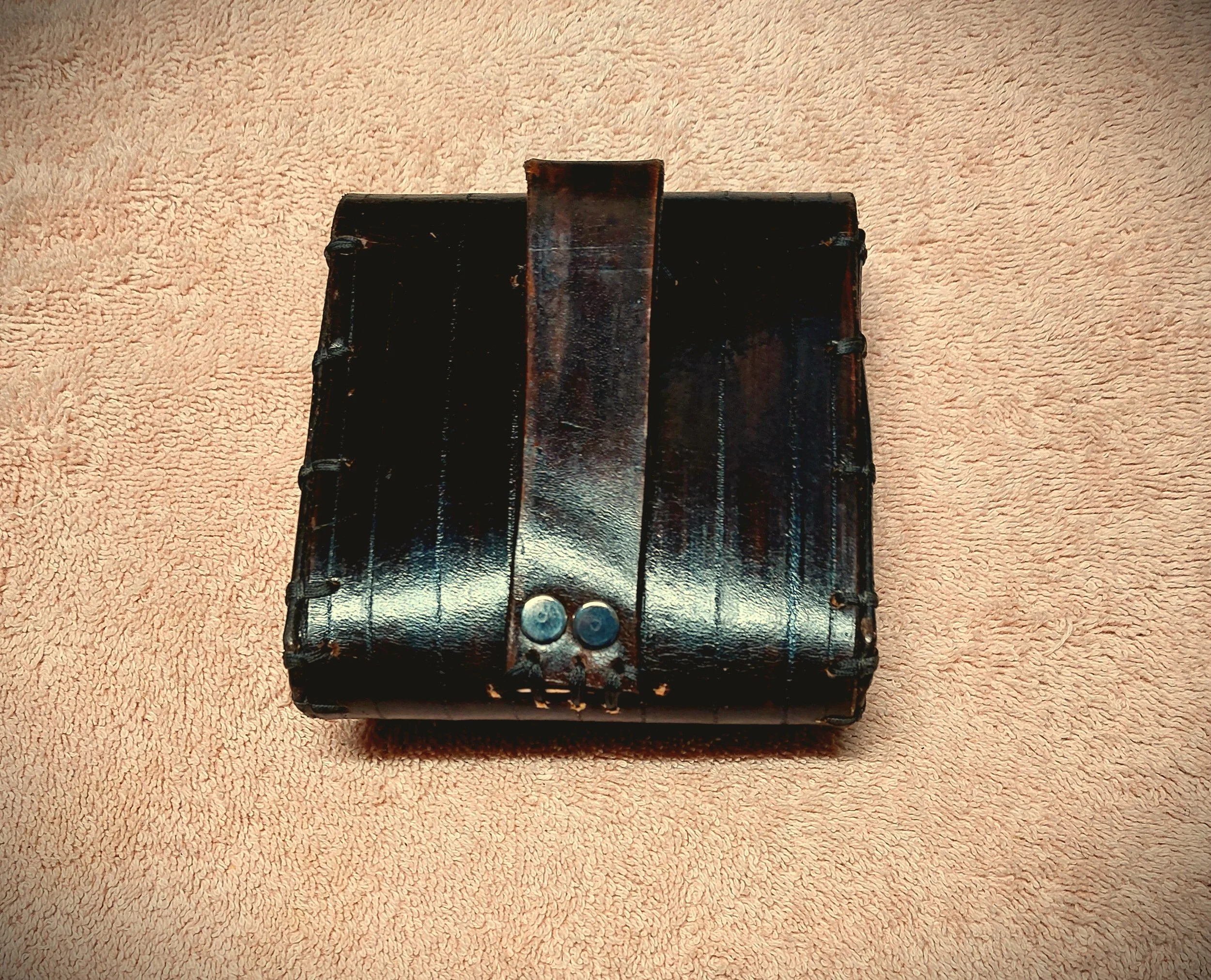 pouch org sz cog back detail - Copy.jpg