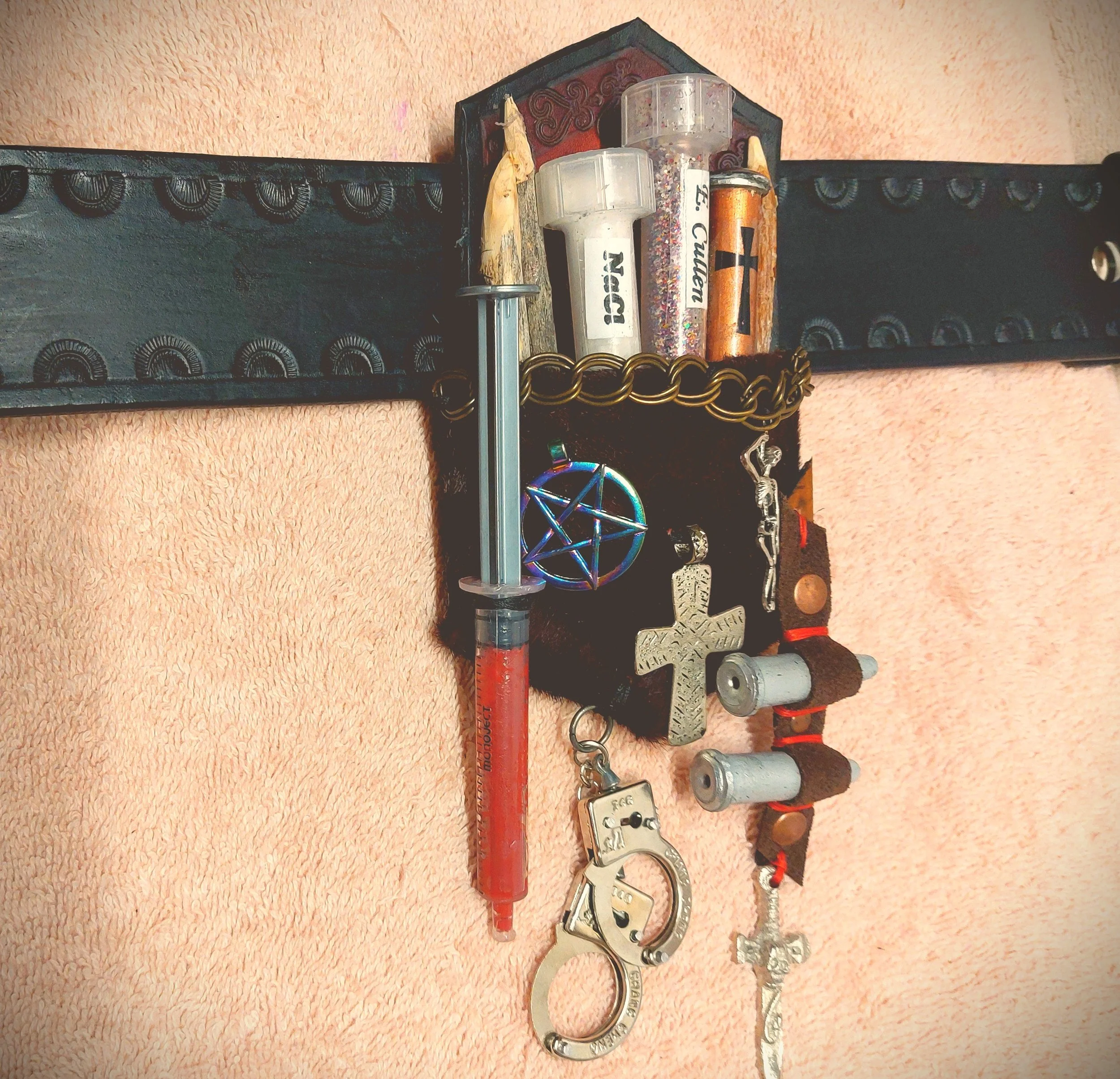 Vampire Monster Kit 2 on belt.jpg