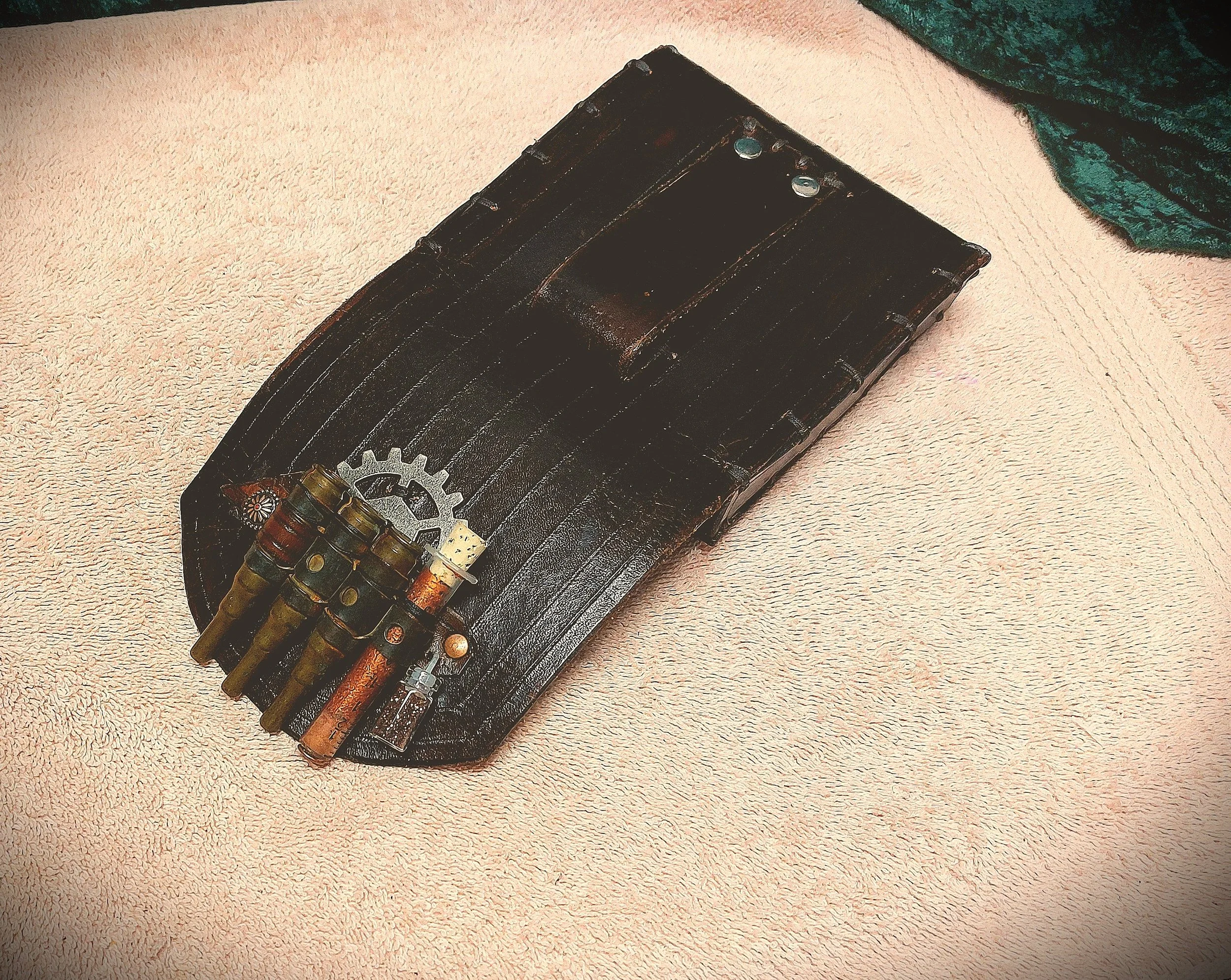 pouch sp armed wider back and flap detail.jpg