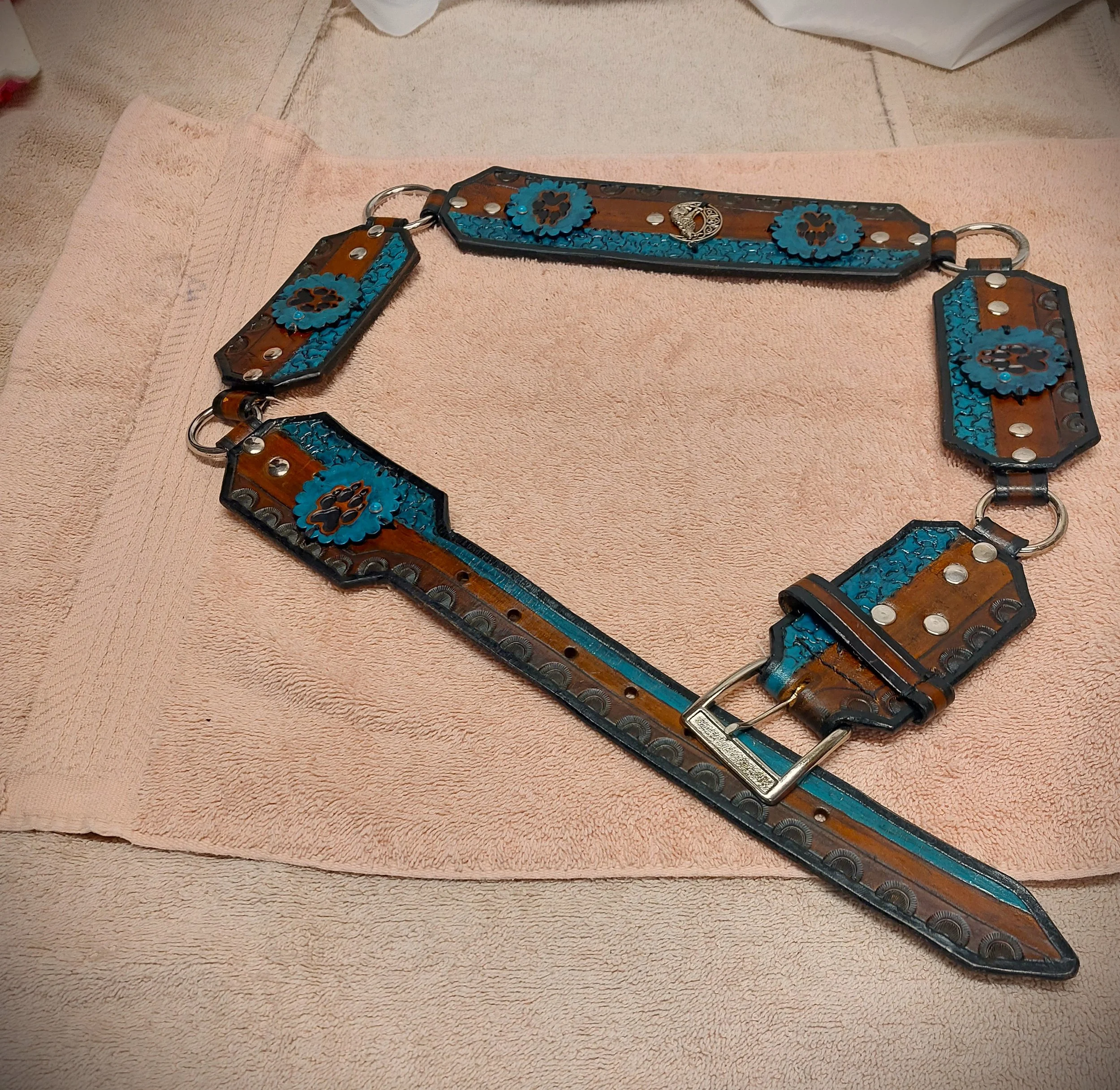 Teal , Brown and Black Wolfspaw Ring and Panel Texture Stamped Belt, Scalloped Leather Conchos