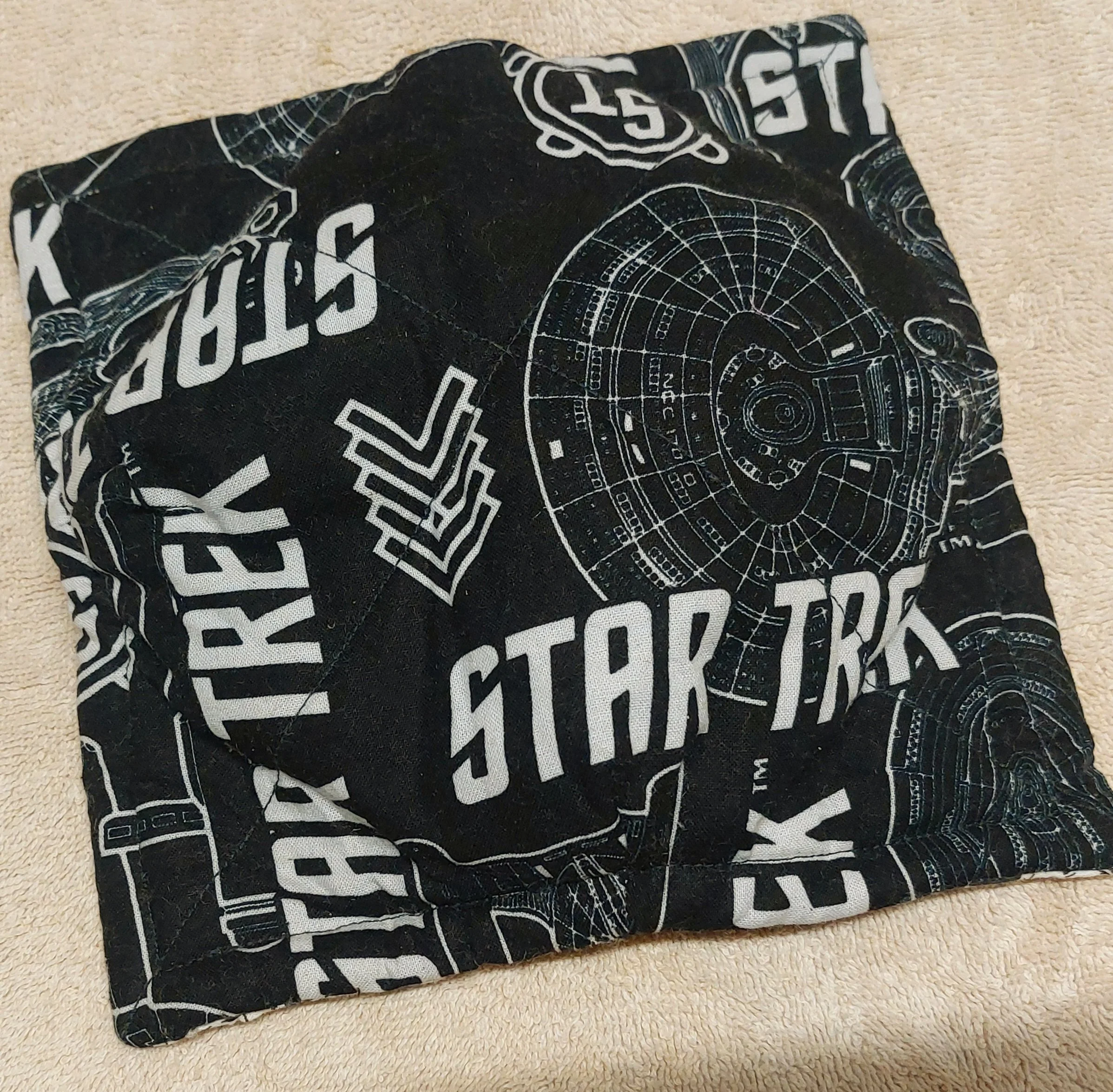 Star Trek White Images on Black Med Microwaveable Bowl Cozy