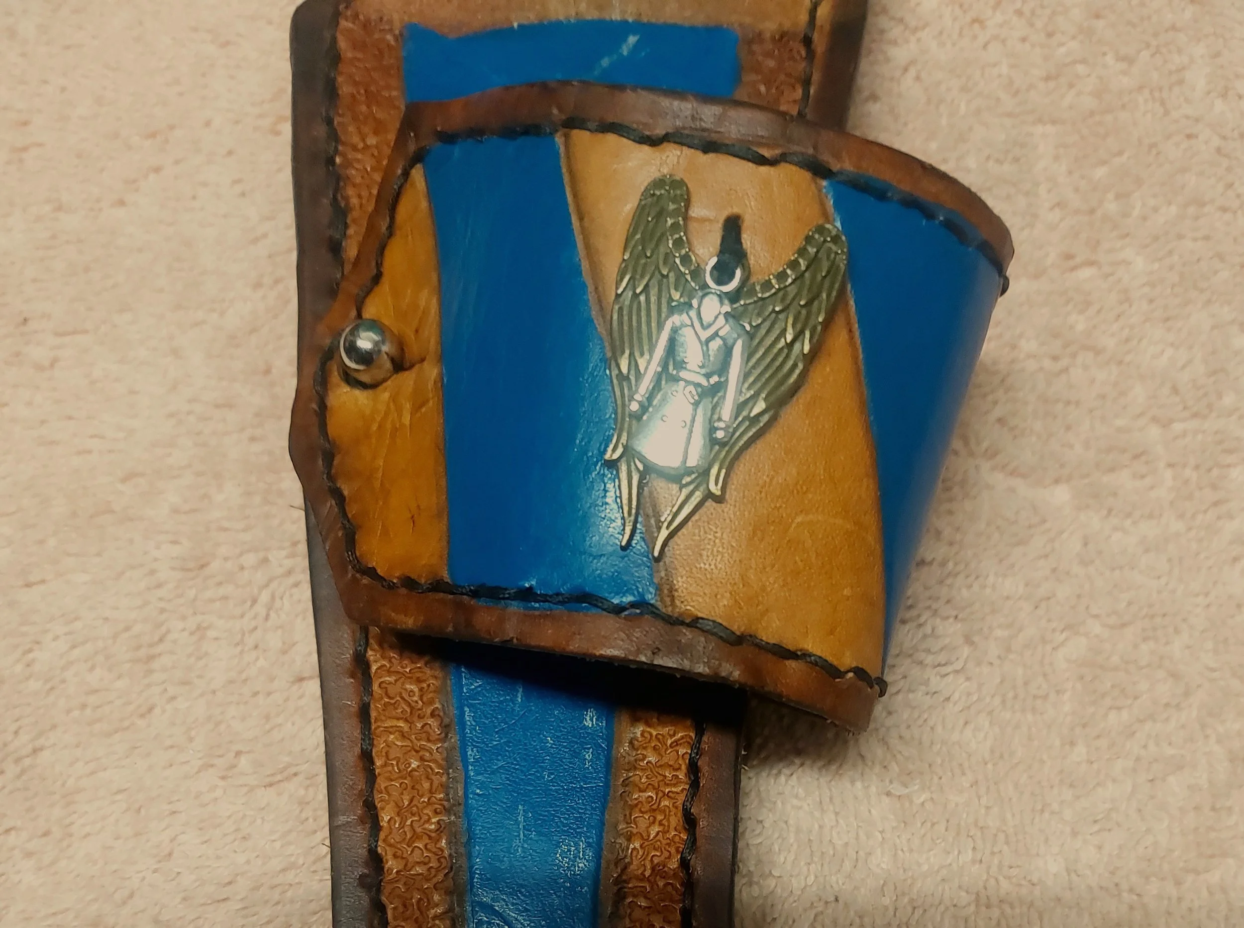 holster Castiel top flap.jpg