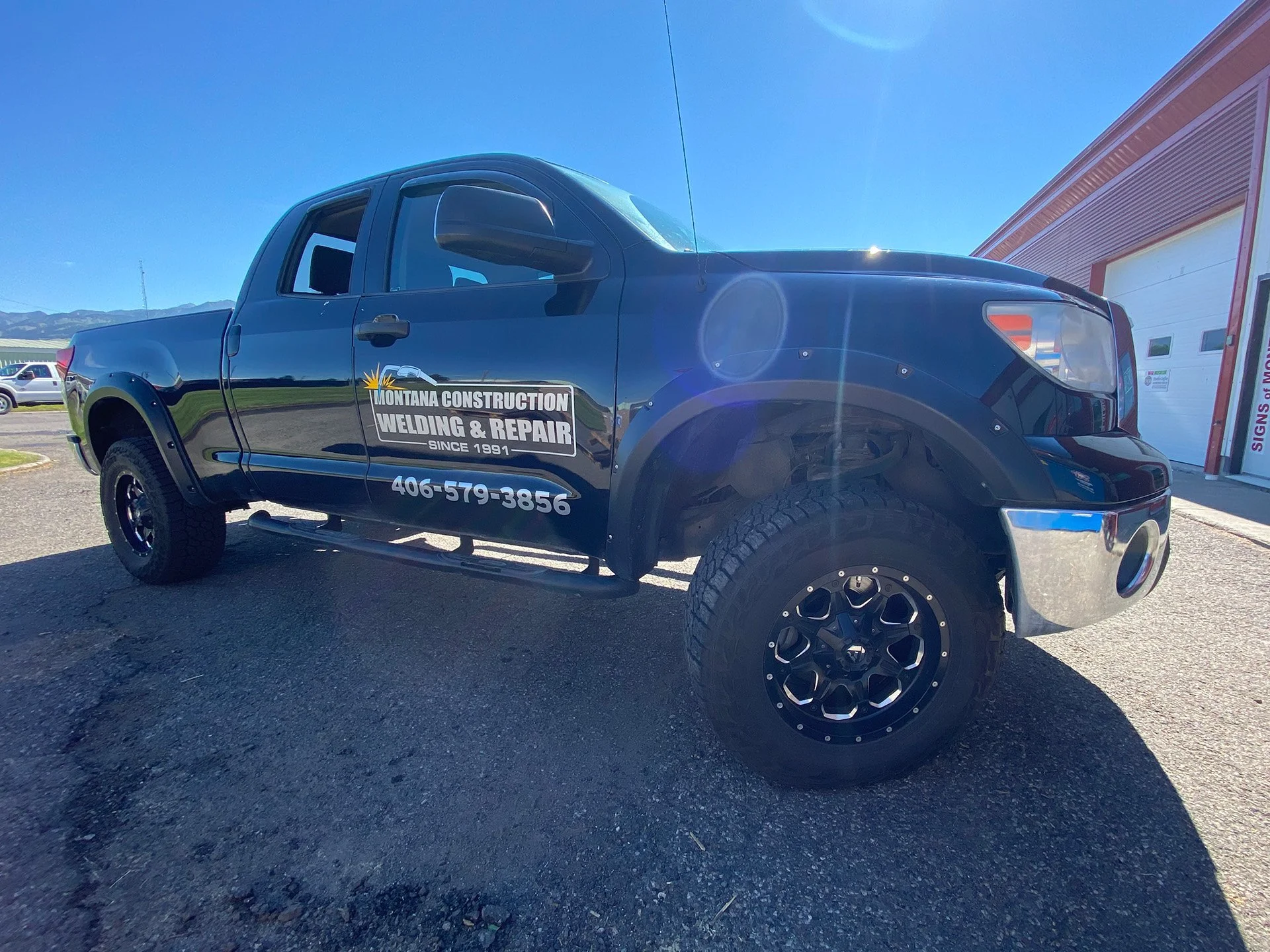 montanaconstructionweldingandrepairvehiclegraphics.jpg