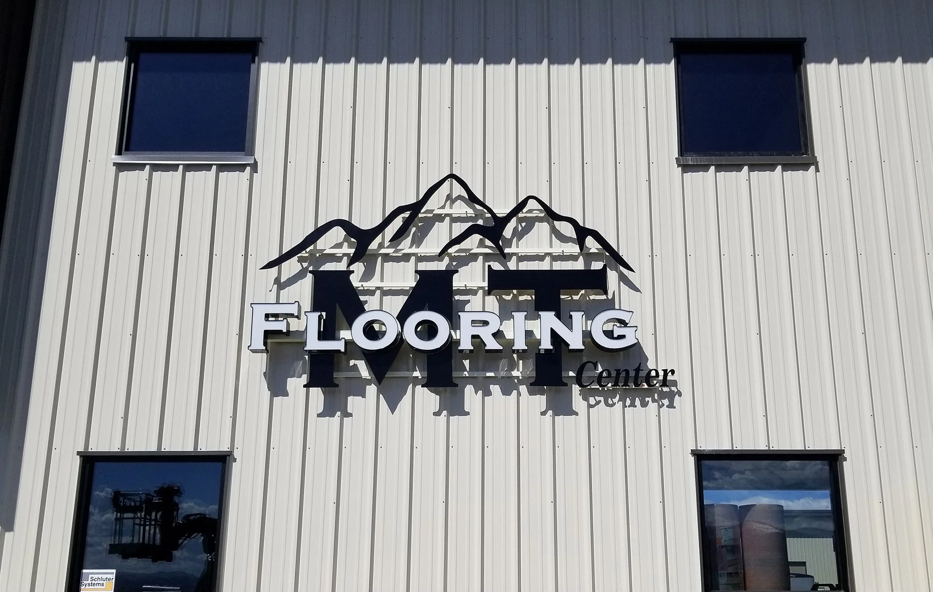 mtflooringcenterchannelletters.jpg
