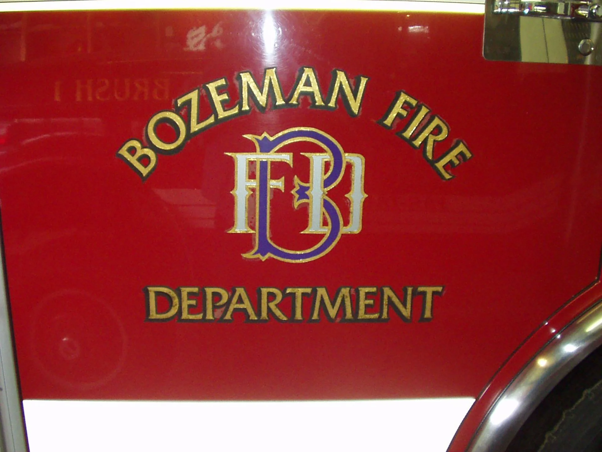 bozemanfiredepartmentvehiclegraphics.jpg
