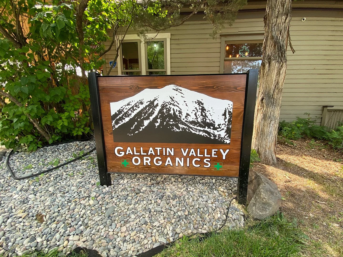 gallatinvalleyorganicsmonumentsign.jpg