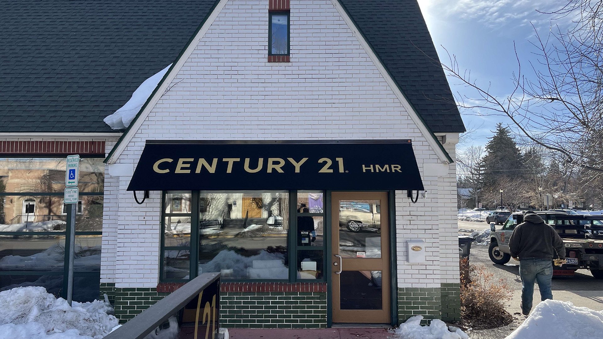 centurytwentyoneawning.jpg