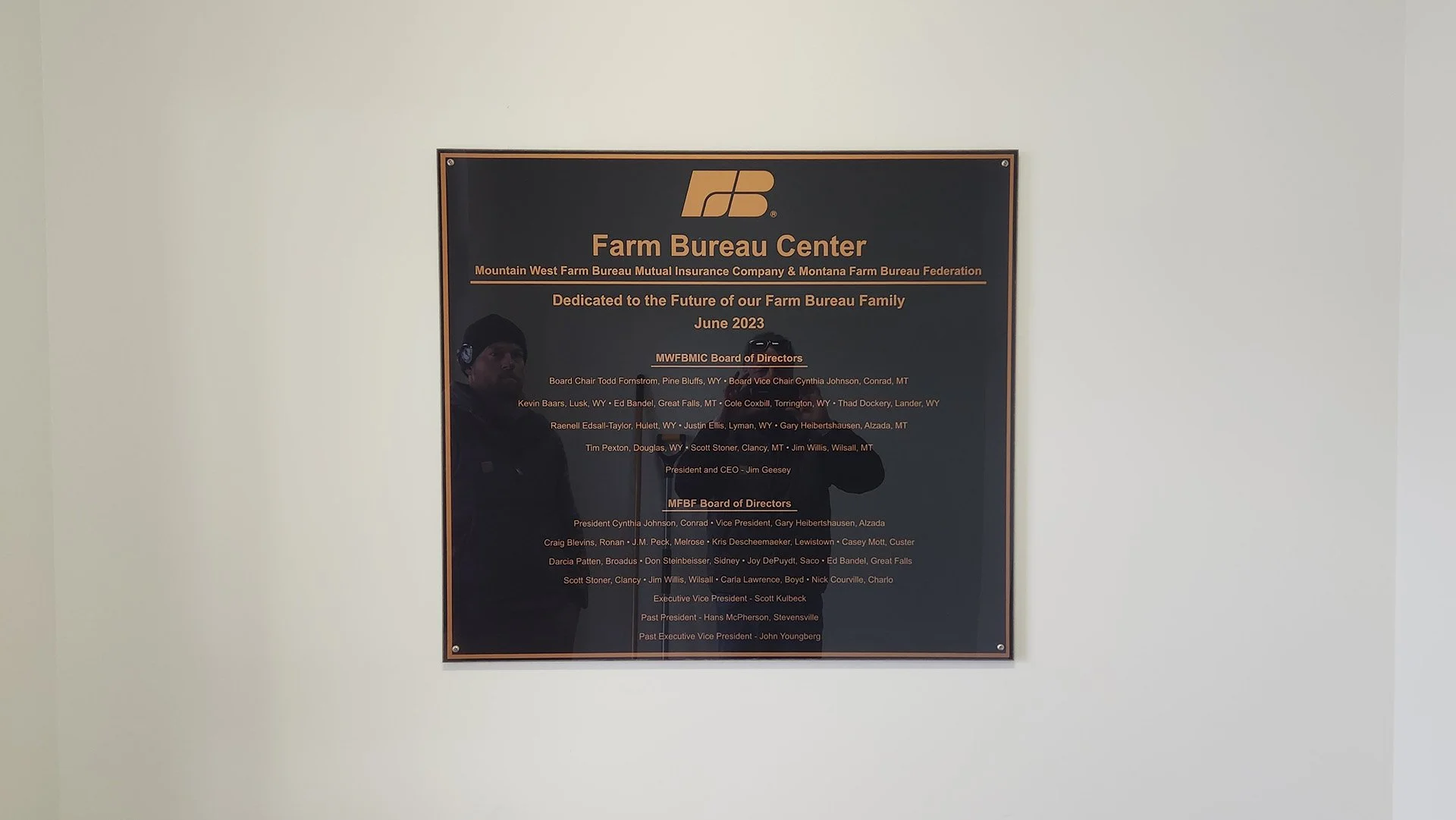 farmbureaucenterplaque.jpg