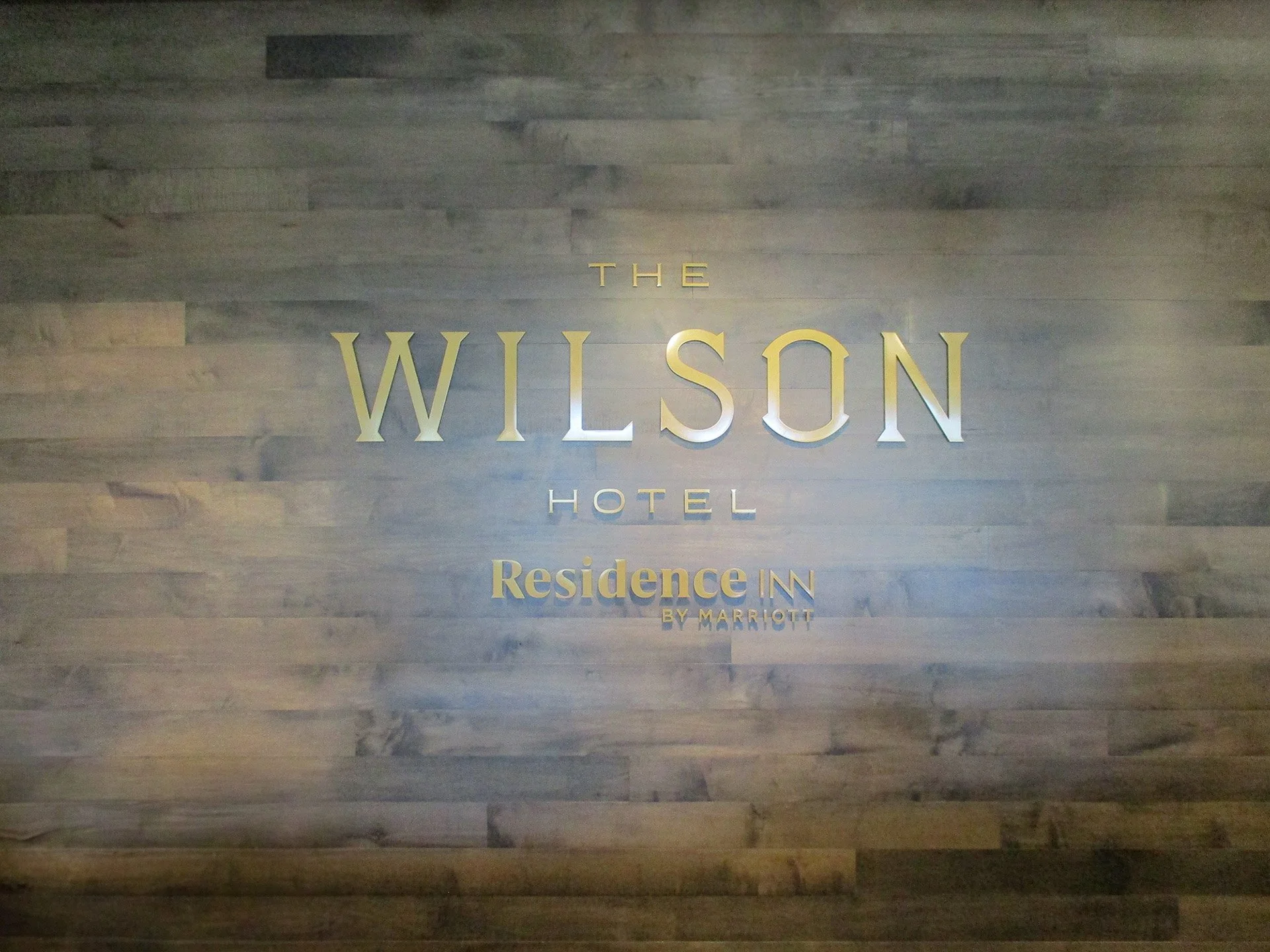 wilsonhotellobbysign.jpg