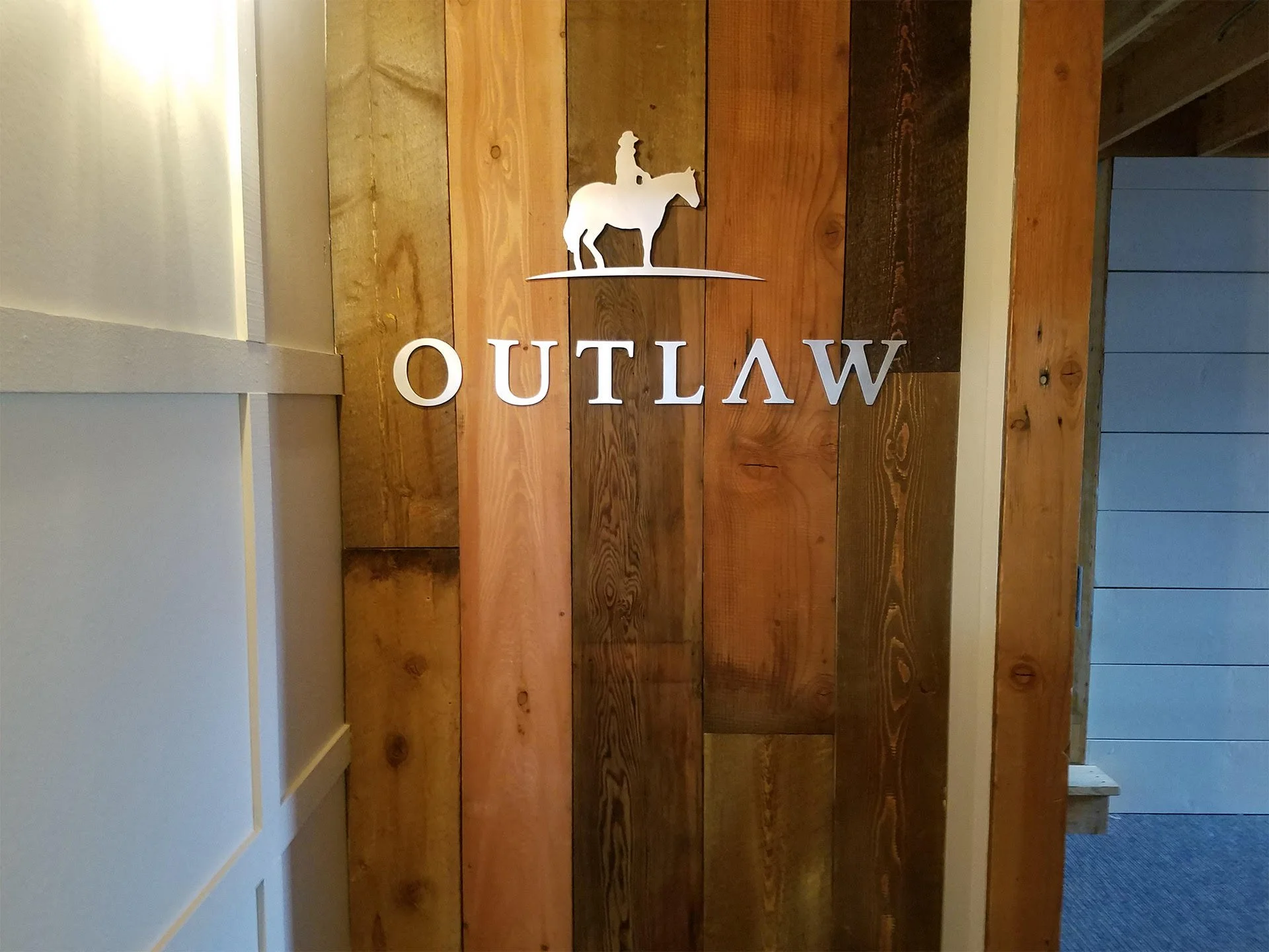 Outlaw.jpg