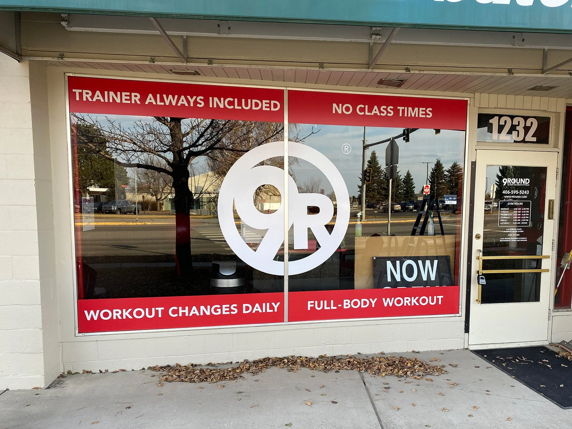 nineroundfitnesswindowgraphics.jpg