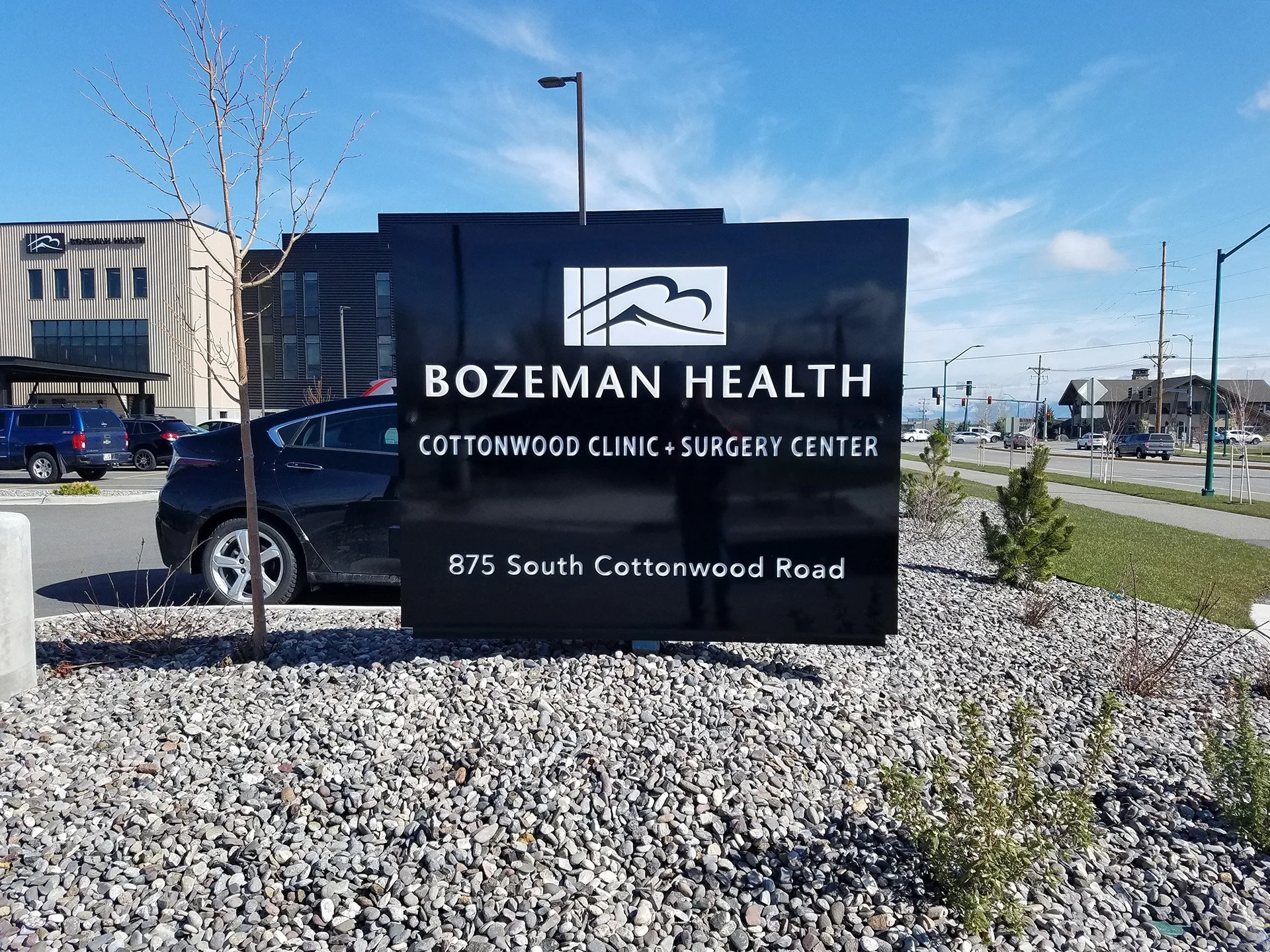 bozemanhealthcottonwoodclinicandsurgerycentermonumentsign.jpg