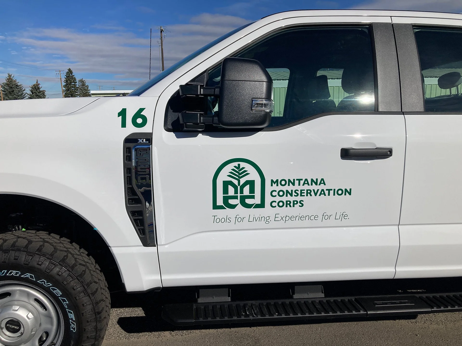 montanaconservationcorpsvehiclegraphics.jpg