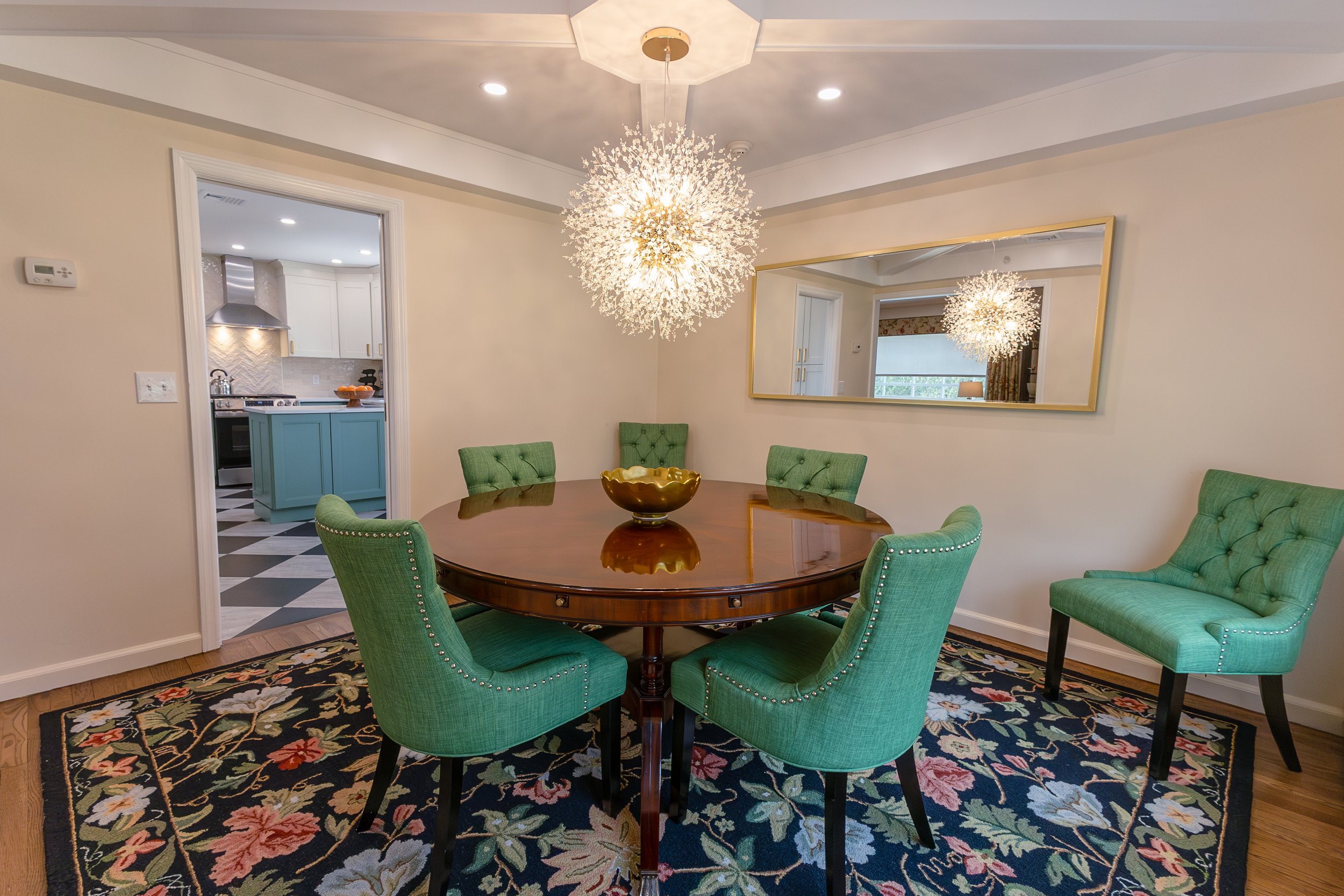 dining room2.jpg
