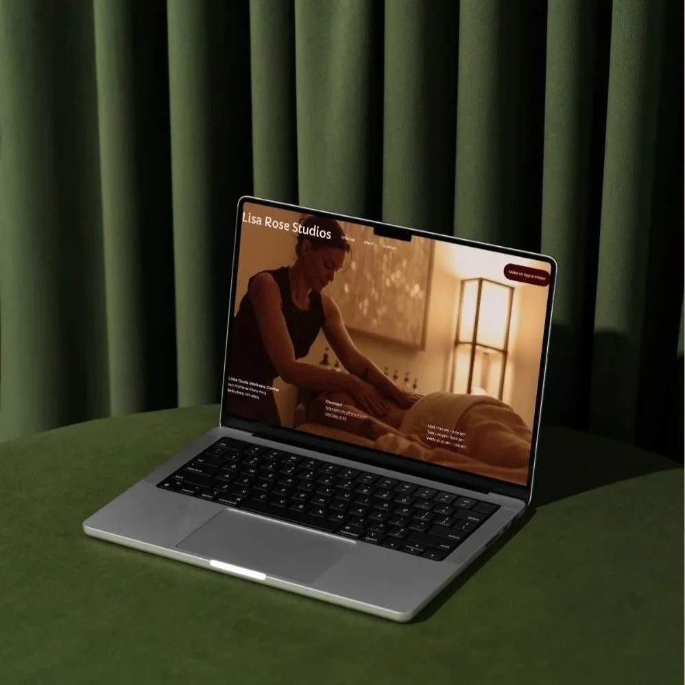 lisa-rose-studios-laptop-mockup (2).jpg