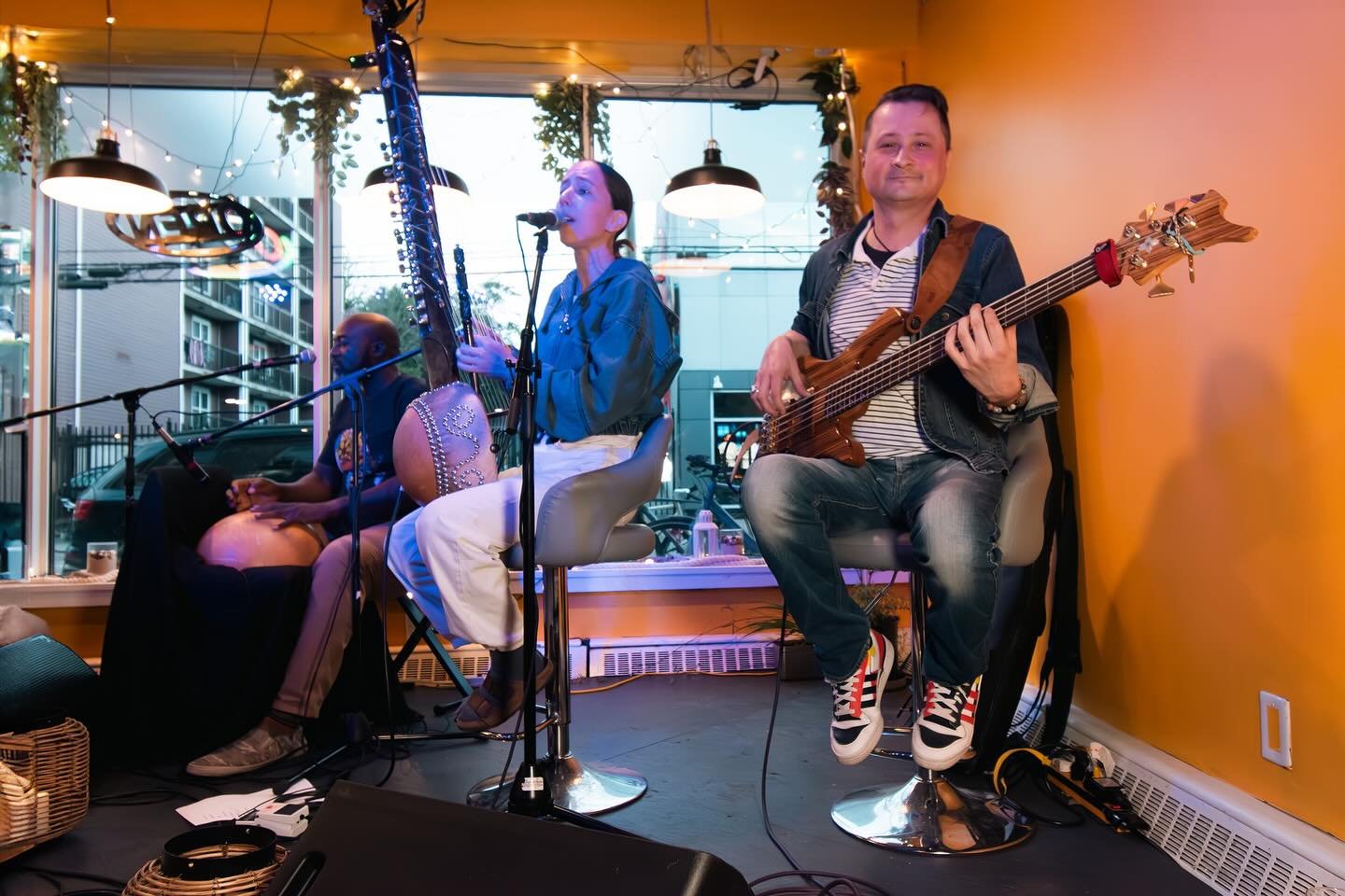 Throw back to some of the amazing moments captured during @sophie_lukacs and @bouman.art performance at @driftwood_halifax ! 

Photography by @arefe_gholipour