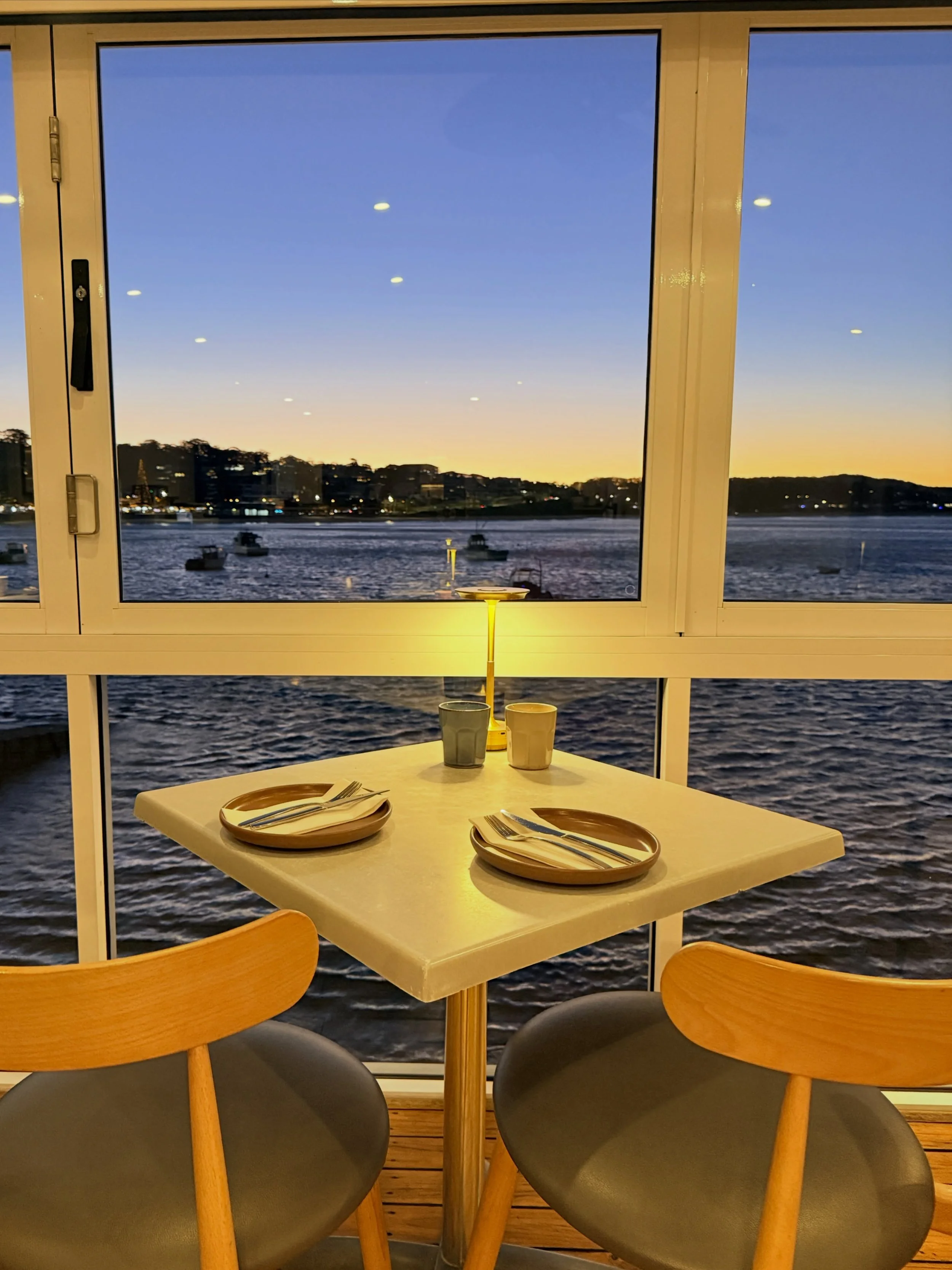 Cosy dinner tonight anyone? We open from 6:00pm for dinner, and this view is always on the menu. 

Along with tapas, Spanish wines and the best Basque cheesecake you&rsquo;ve probably ever had - if our reviews are anything to go by! 

Book a table vi