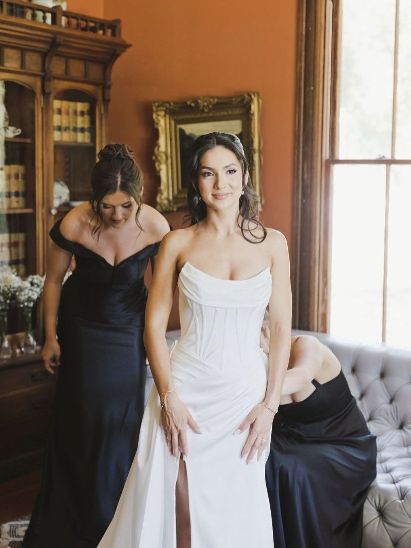 There is an intoxicating charm in this particular wedding. 
So  elegant yet effortless. Its rustic weathered textures complement the victorian vibe, soft lace and daylight that made every detail shine in its truest form. We love these photos, Sarah! 