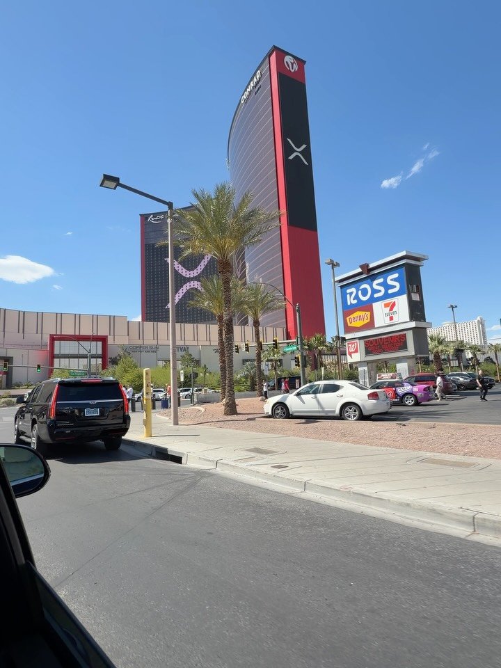 Photo Dump part 1 💫

Finally getting around to posting some moments from ThriveLive hosted by @henryschein at the incredible Resorts World Las Vegas&hellip; and WOW, what a memorable week it was.

A few firsts and fav moments from the trip:

&bull; 