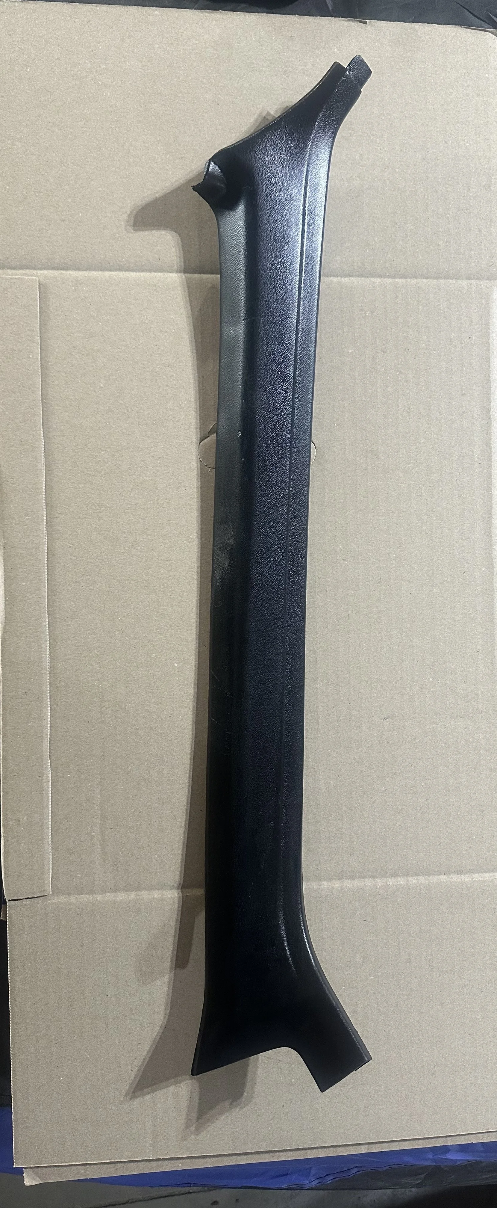 Manual belts passenger side only a-pillar $30.00