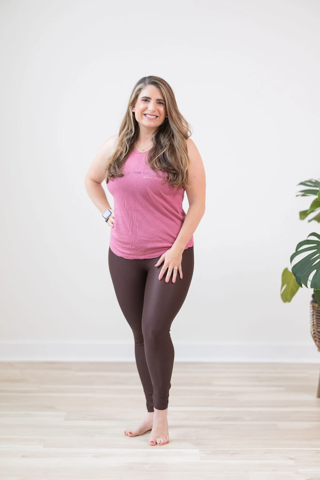 women doing strength