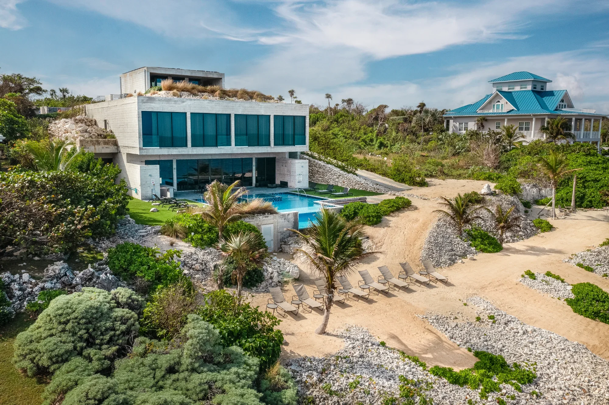 Bella Roca Villa Caymen Island Retreat.webp