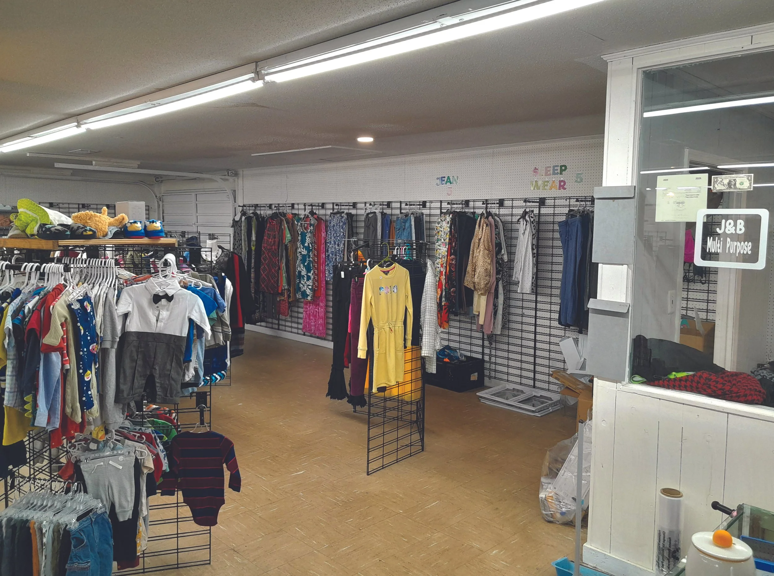 New consignment shop supports community inValley