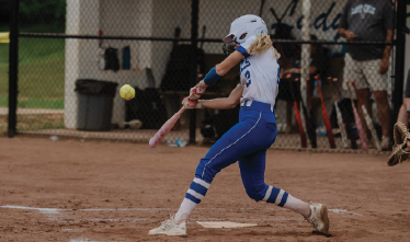Lady Rebels fall in extra innings, Rebels cruise to win