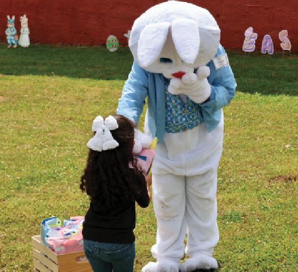 LaFayette locals hop over to meet the Easter bunny