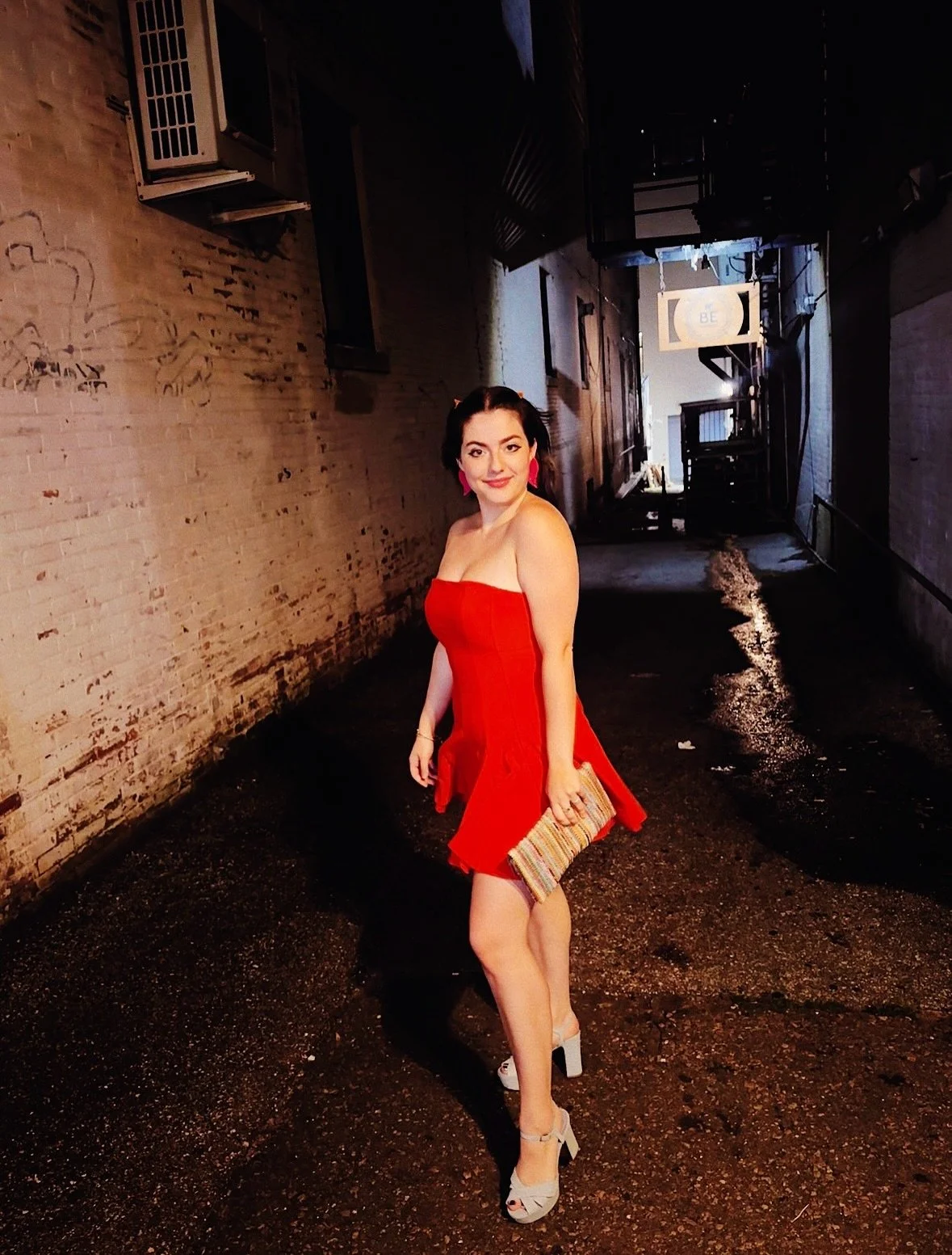 This one goes out to the stranger on the street who told me I did a great job picking out this dress 👍🏼👍🏼😄