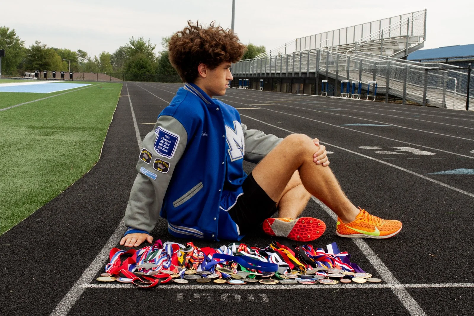 robert senior photos-15.jpg