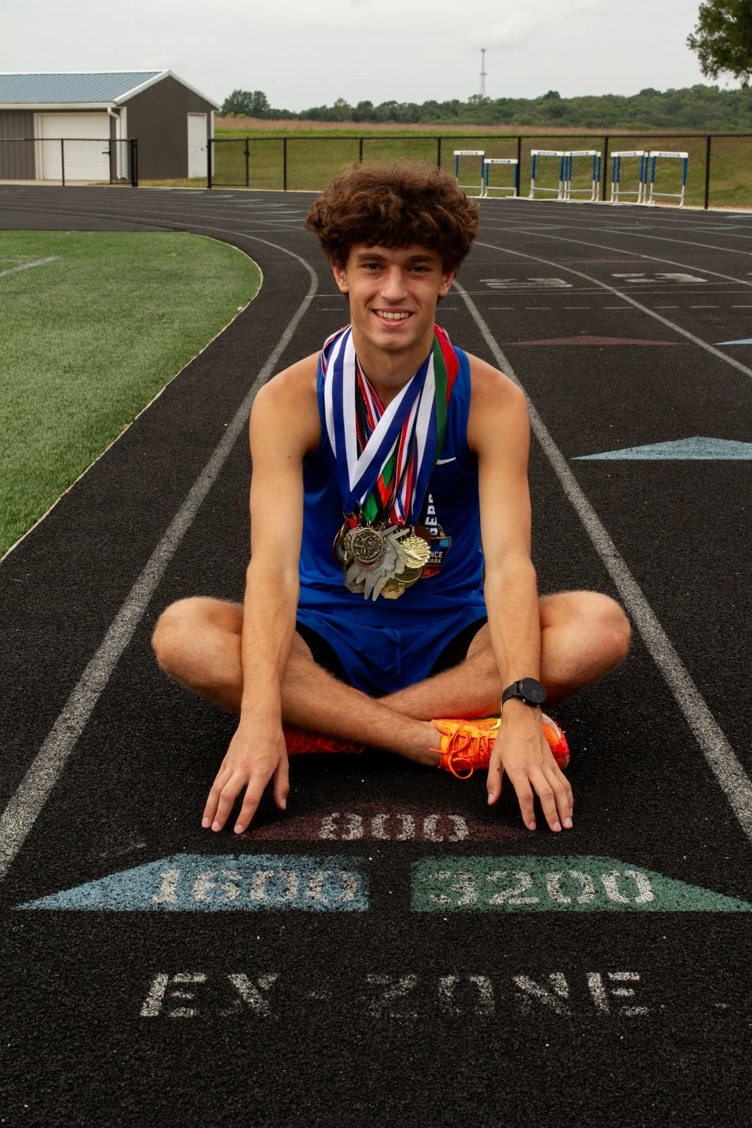 robert senior photos-44.jpg