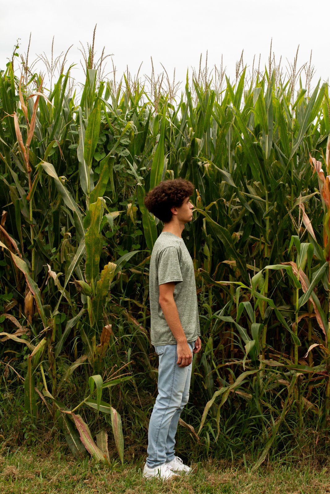 robert senior photos-92.jpg