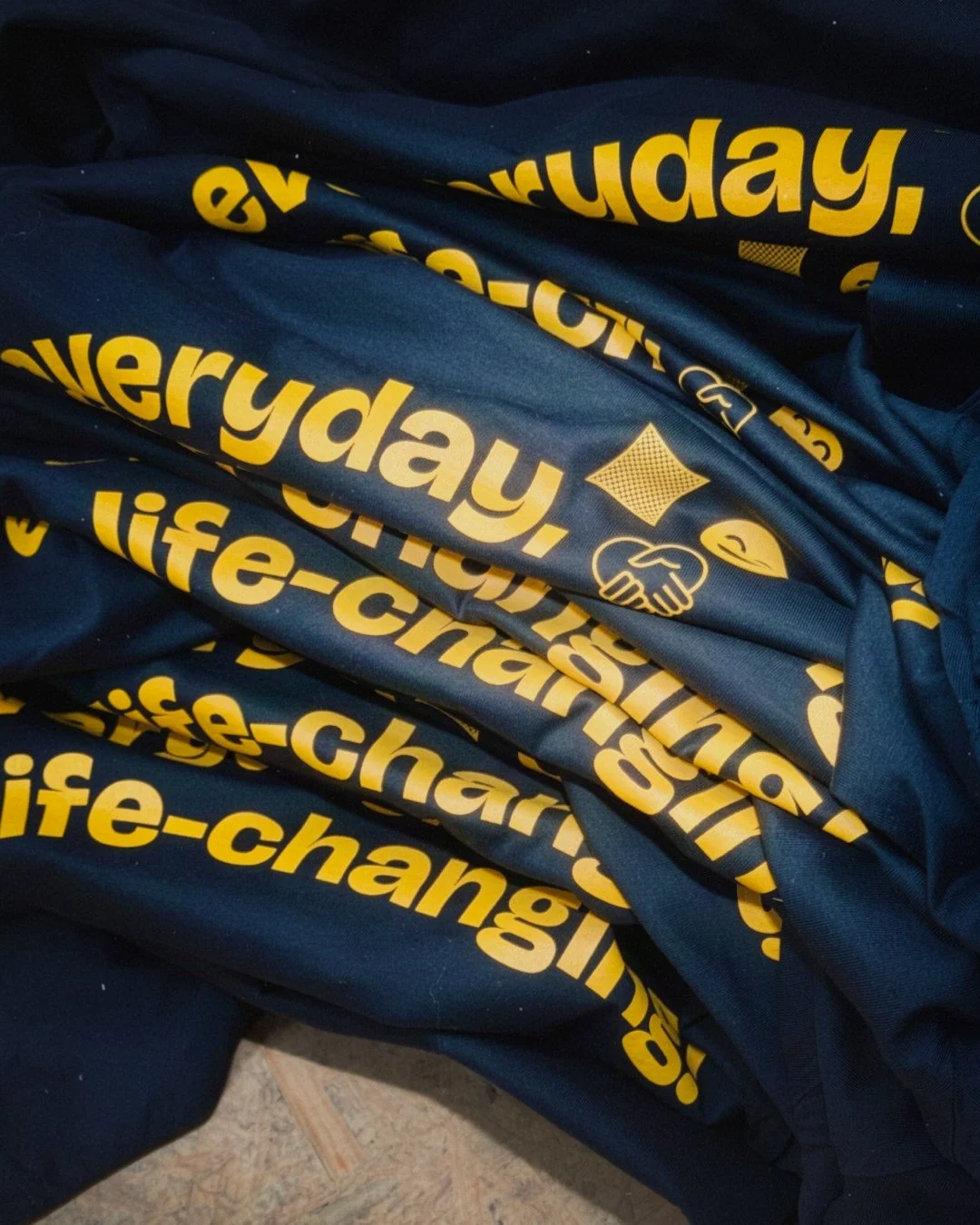 Fresh stack of tees for the @recreate_nz community. Love printing for this crew, best of the best.
@ascolour providing the goods, navy Staple Tee for the win - how good with the golden yellow. What a combo.
