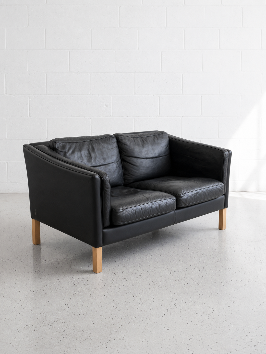 2 seater stouby sofa.png