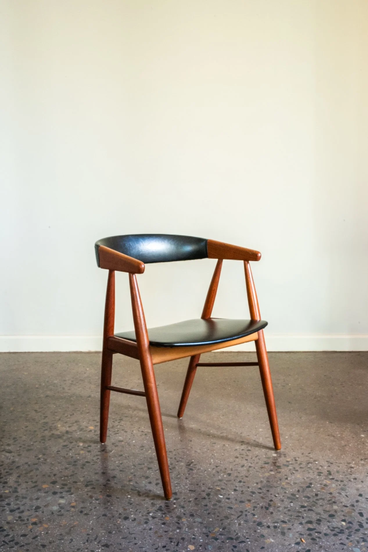 Aksel Bender Madsen & Ejner Larsen carver chair in teak