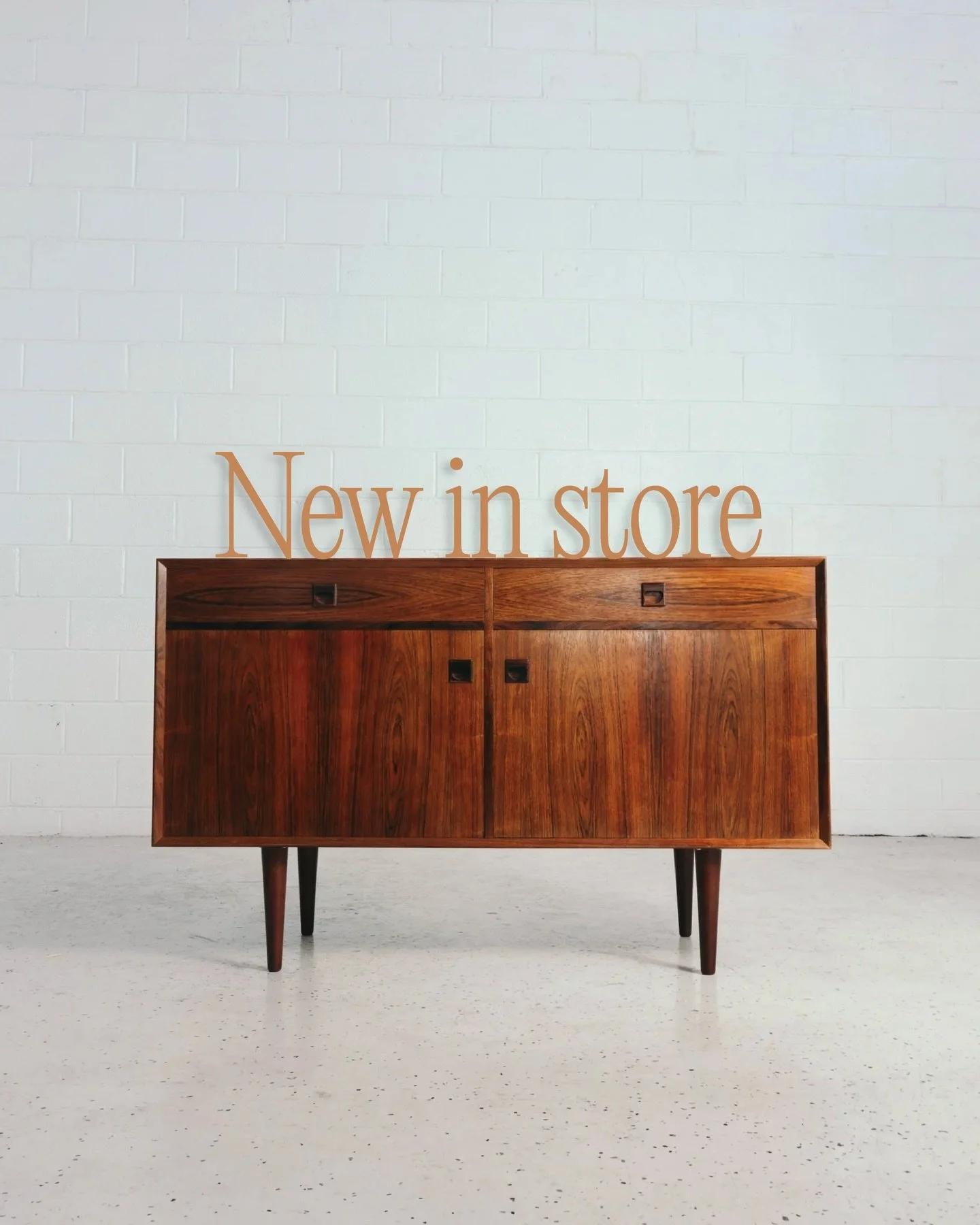 Swipe to see what&rsquo;s new in store at Housewarmers

All pieces are available to shop online, or come see us in store Thursday-Sunday at 100 Gilbert Street Adelaide 

Affordable AUS-WIDE delivery available