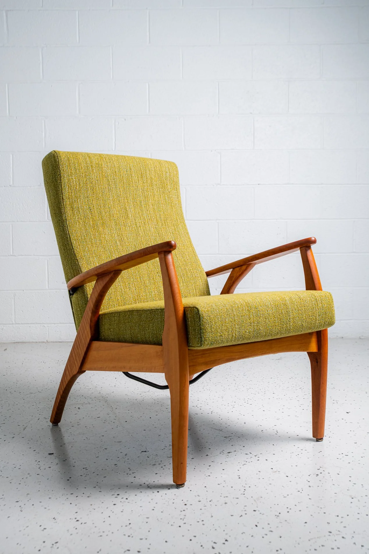 FLER SC50 Atomic Armchairs-3.jpg