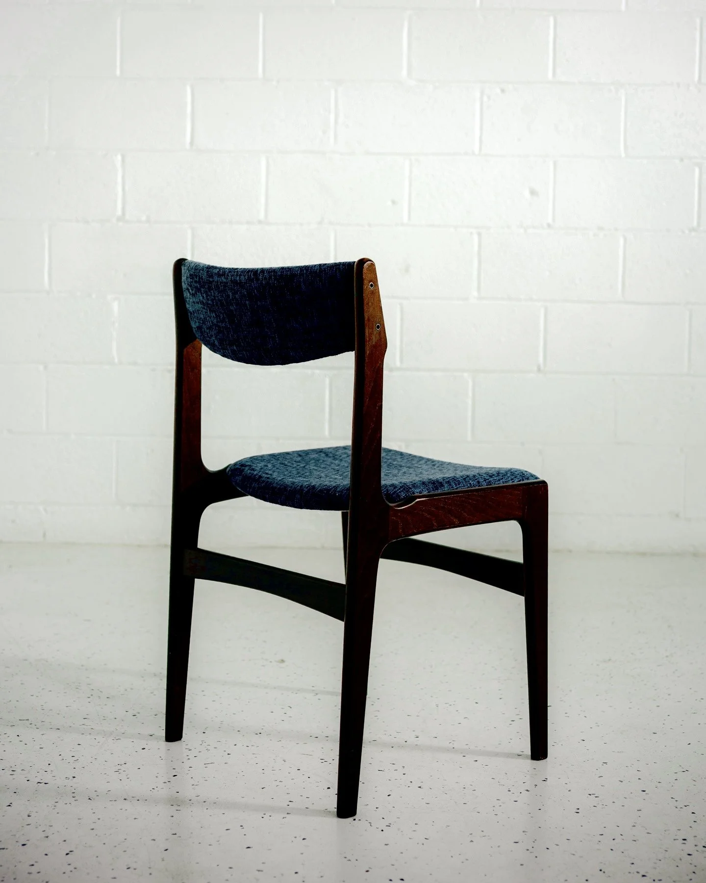 new chairs-23 2.jpg