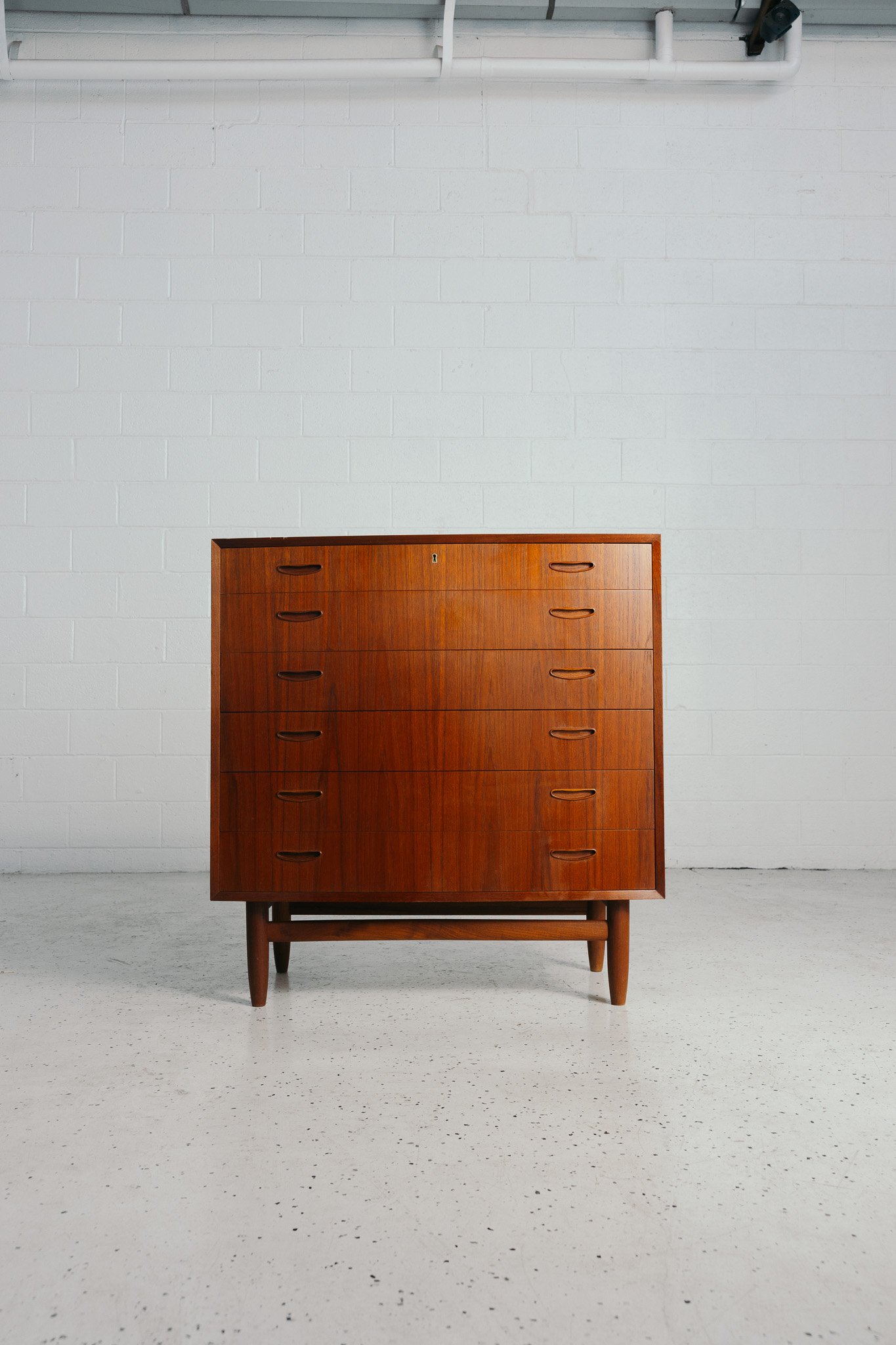 Large Chest of Drawers in Teak