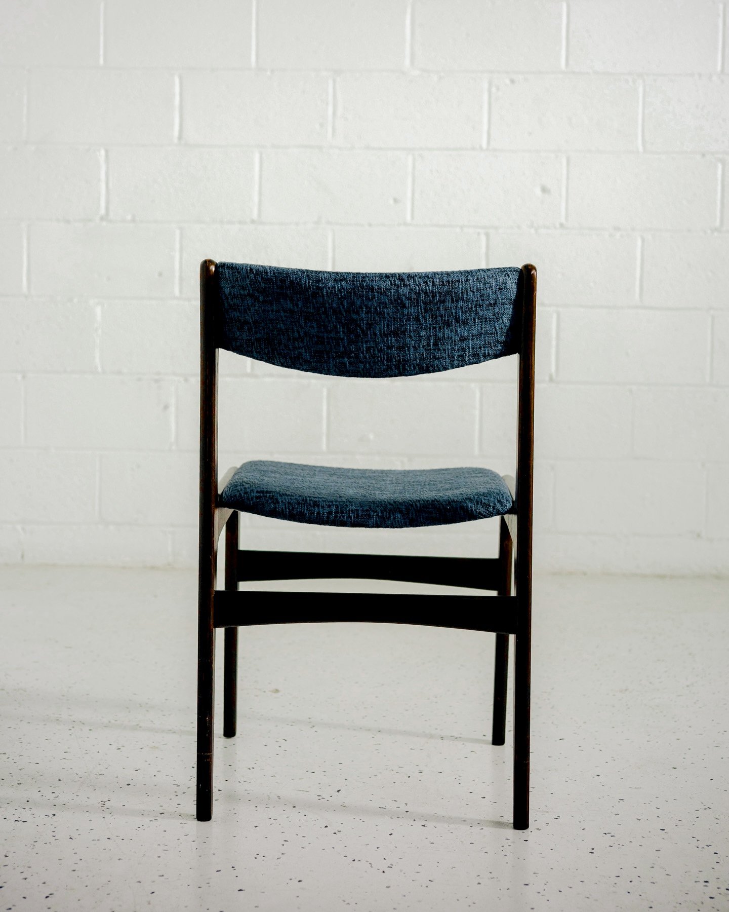 new chairs-24 2.jpg