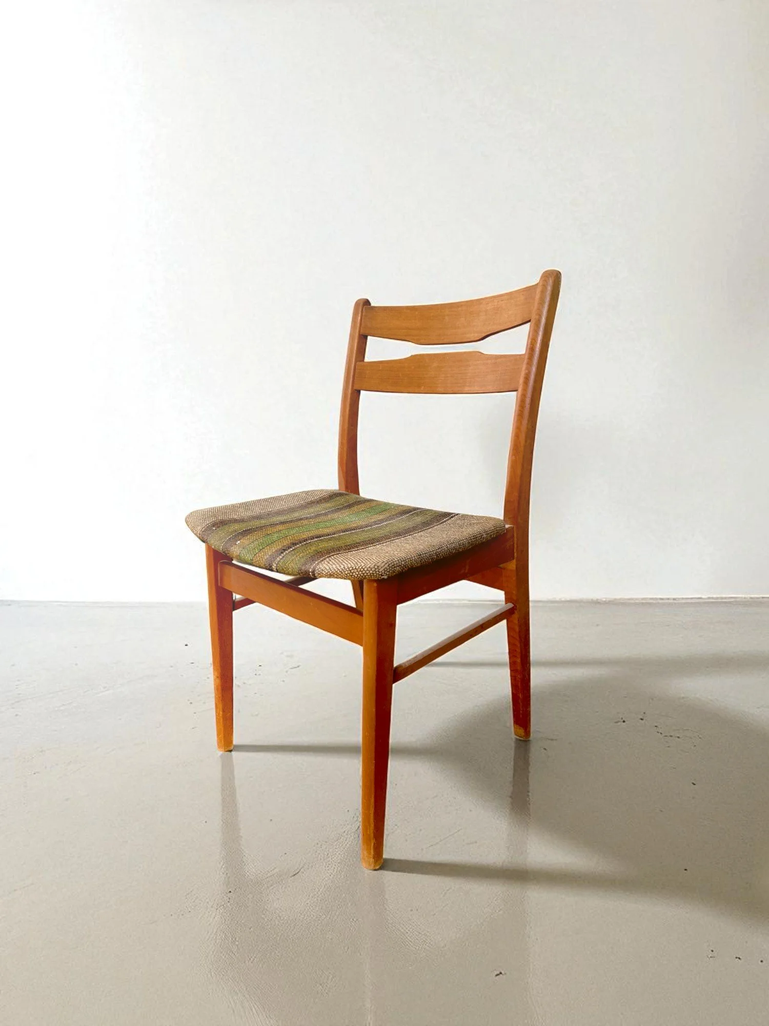 Set of 6 Beech and Teak Dining Chairs