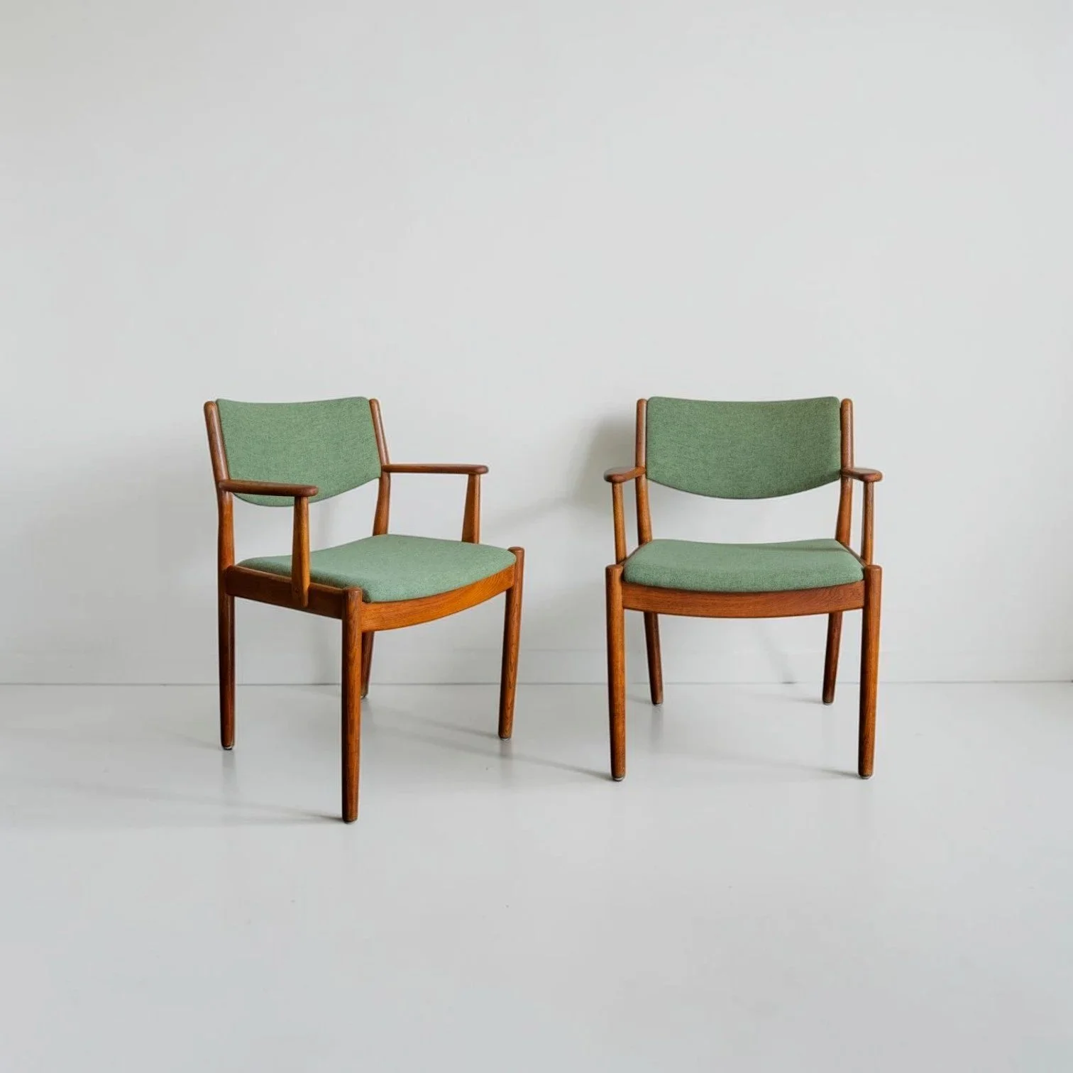 green+poul+volther+chairs-Photoroom.jpg