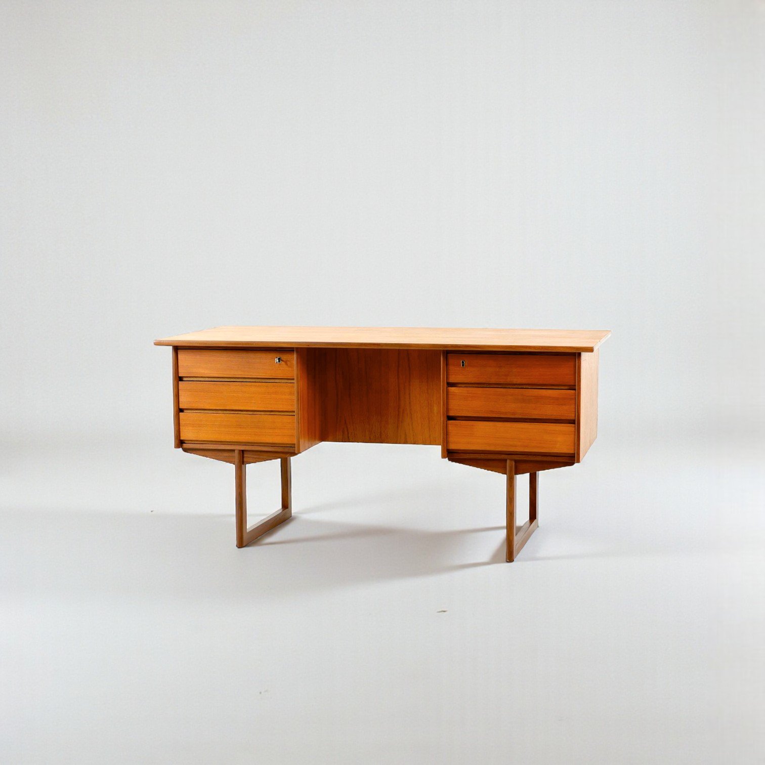 Teak Desk Sled Base-Photoroom.jpg