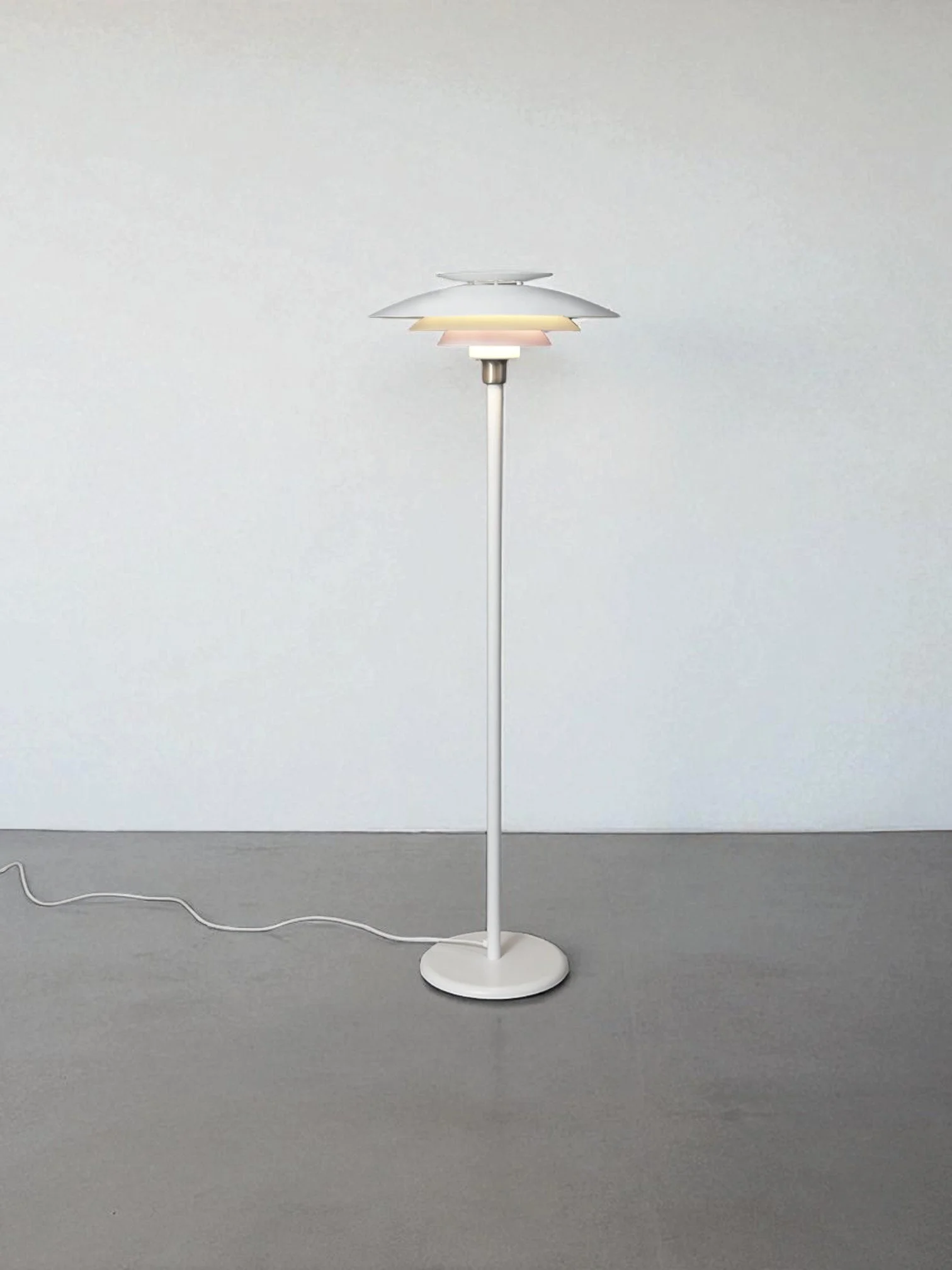 Form Floor Lamp