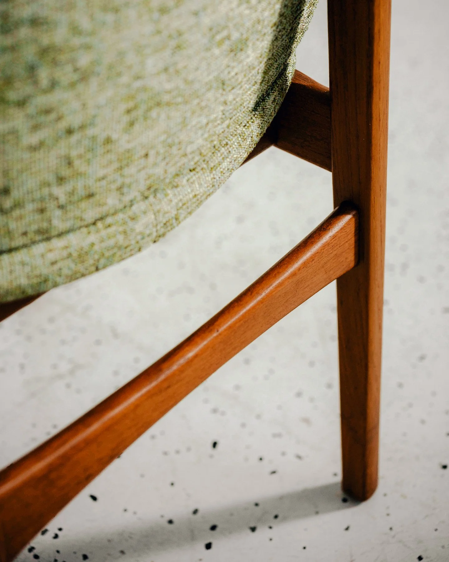 new chairs-18 2.JPG