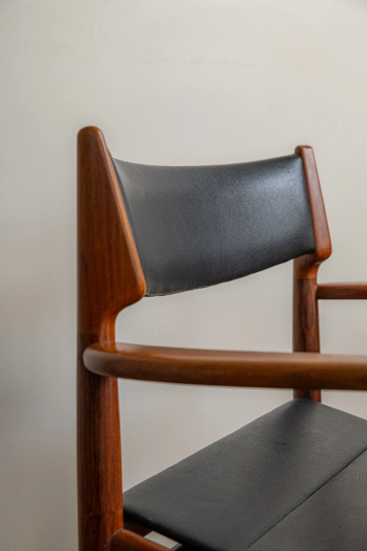 Kurt Ostervig Carver Desk Chair in Rosewood-04.jpg