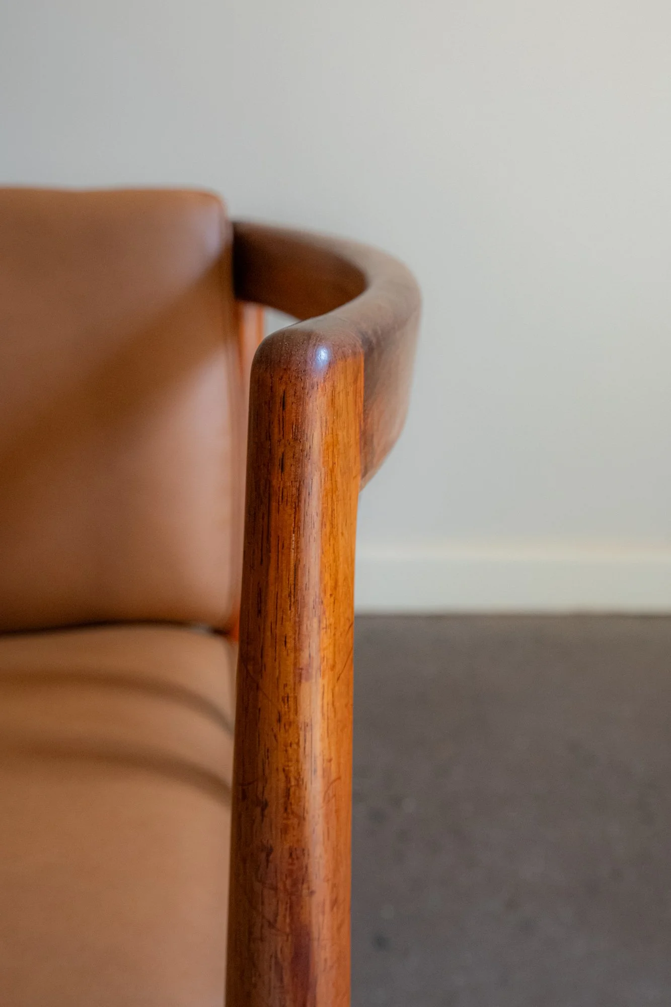 illum wikelso easy chair rosewood-08.jpg