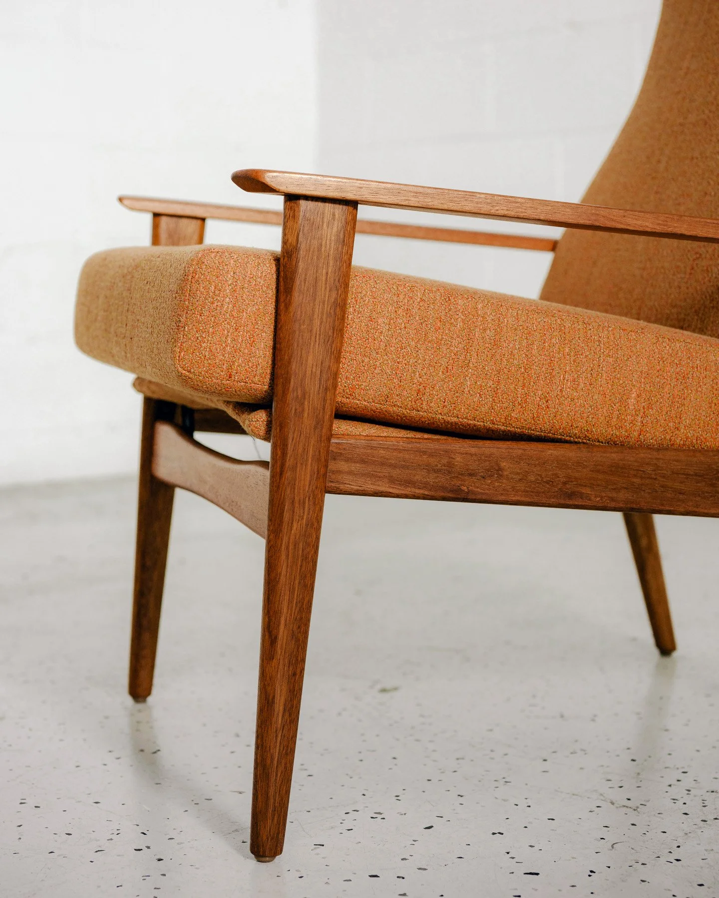 new chairs-07.JPG